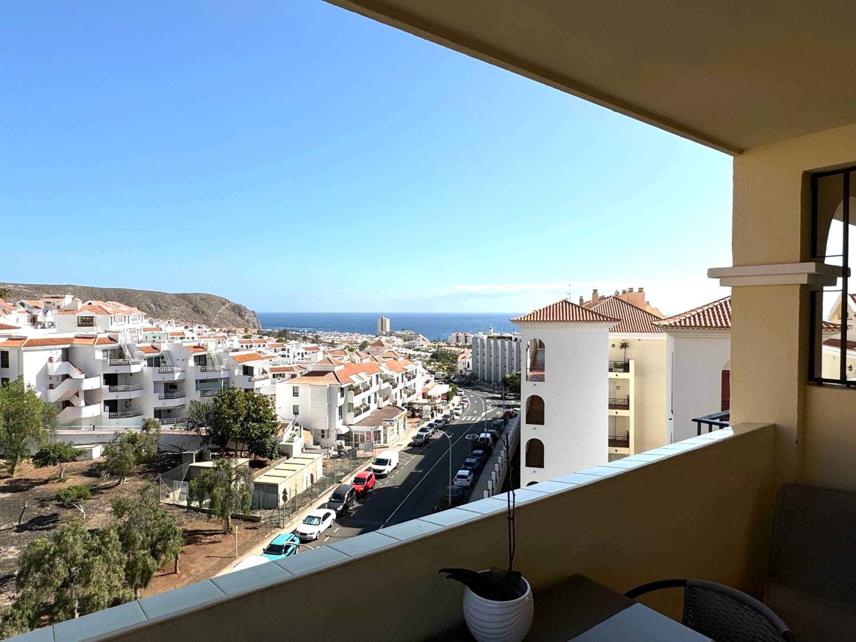 Lana Castle Apartment with sea view