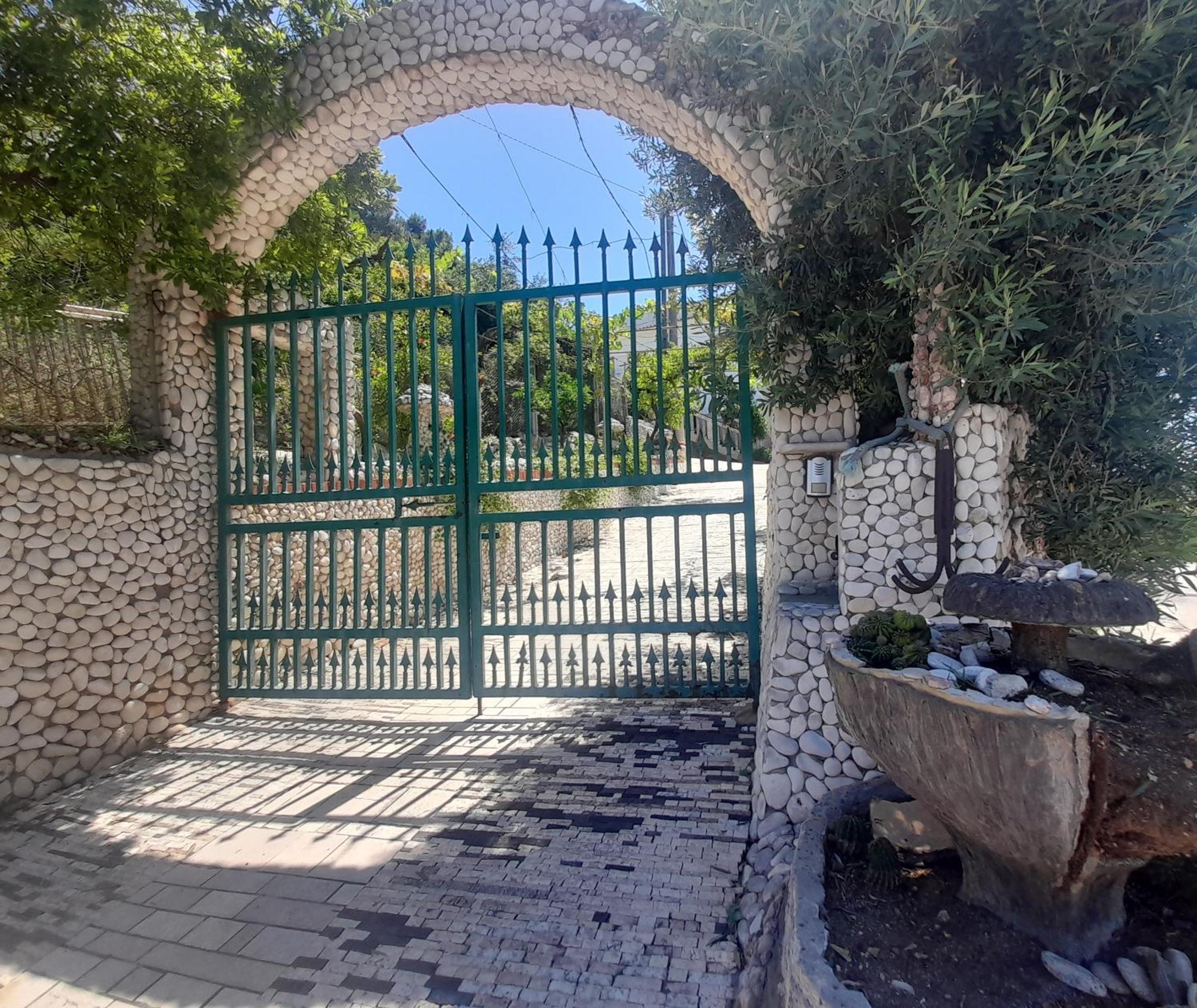 Villa Maria view 4