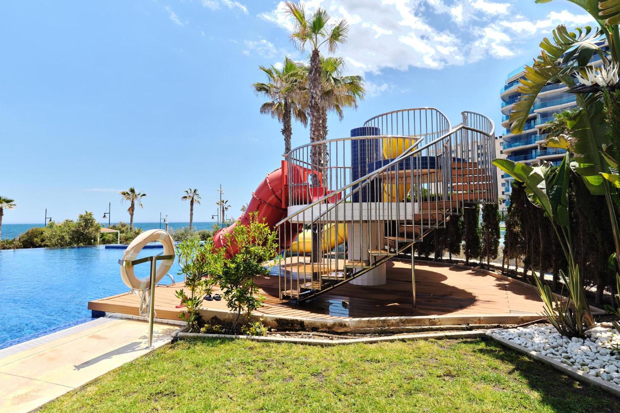 Holiday Casa Sea Senses