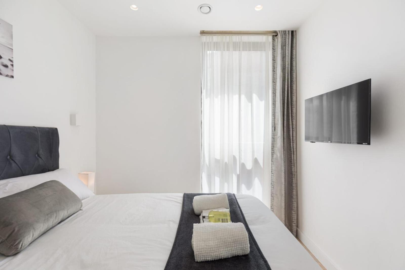 Melrose Place 7beds Wembley stadium 15mins to Central London