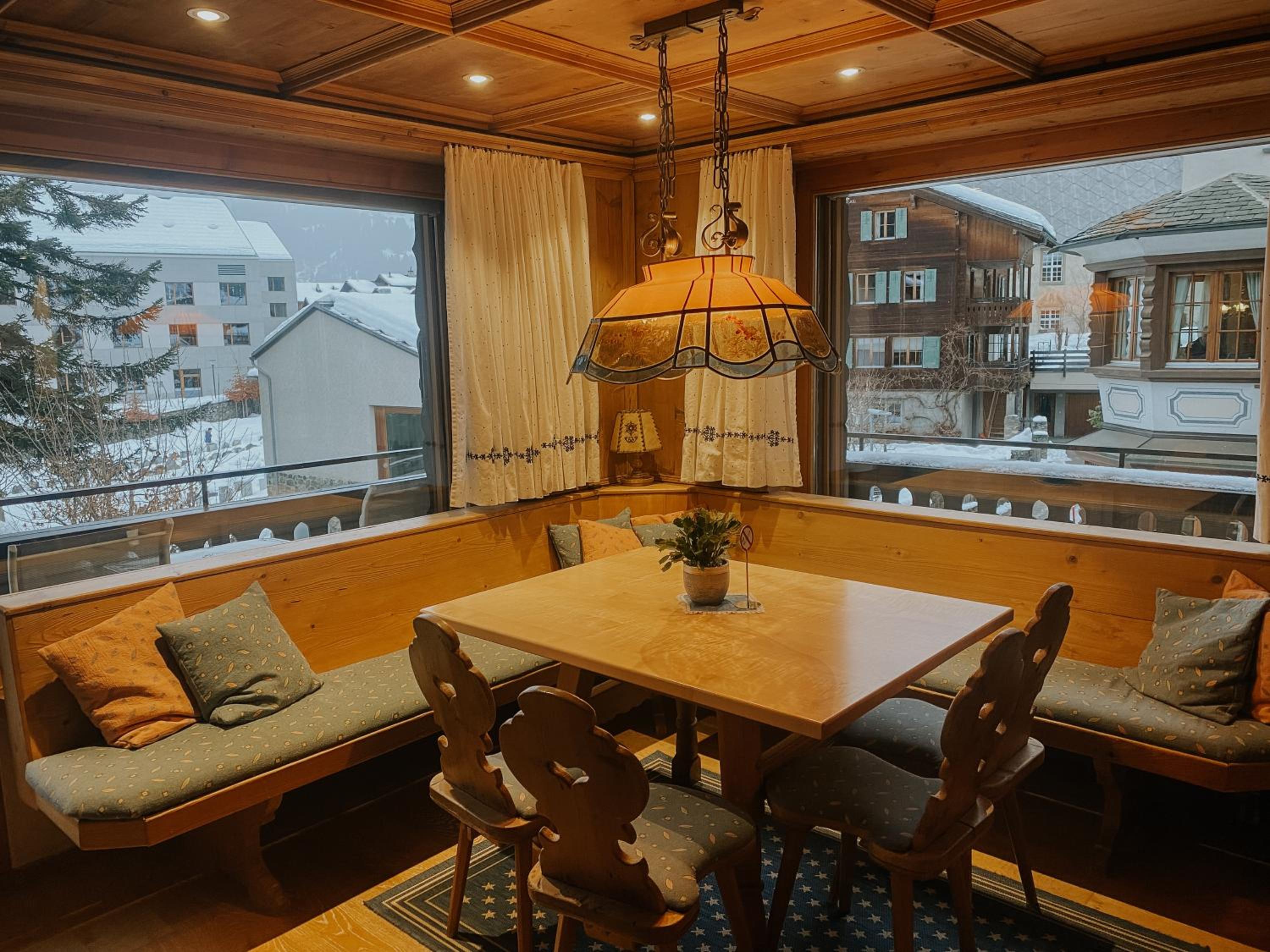 Alpina Apartments