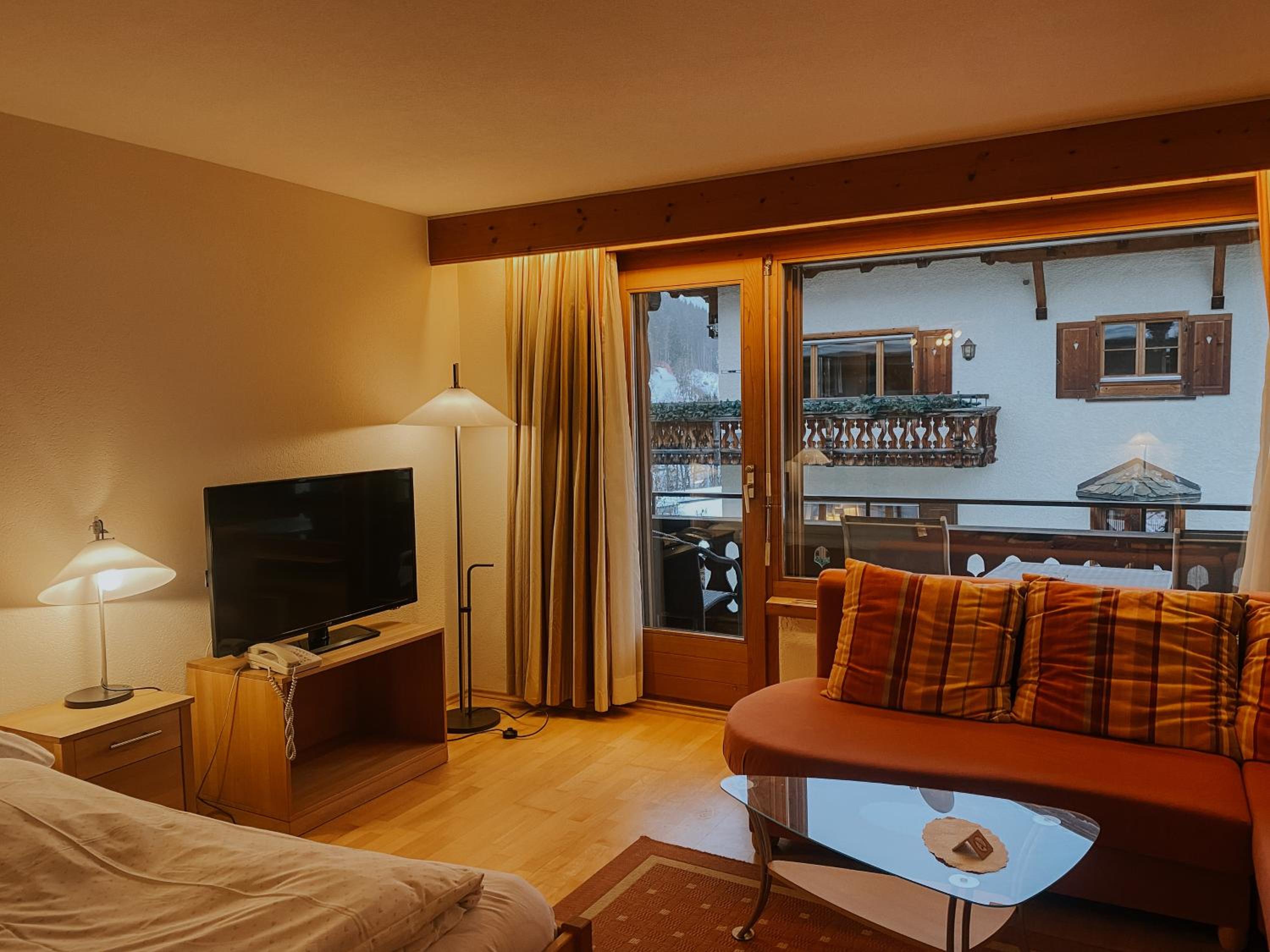 Alpina Apartments