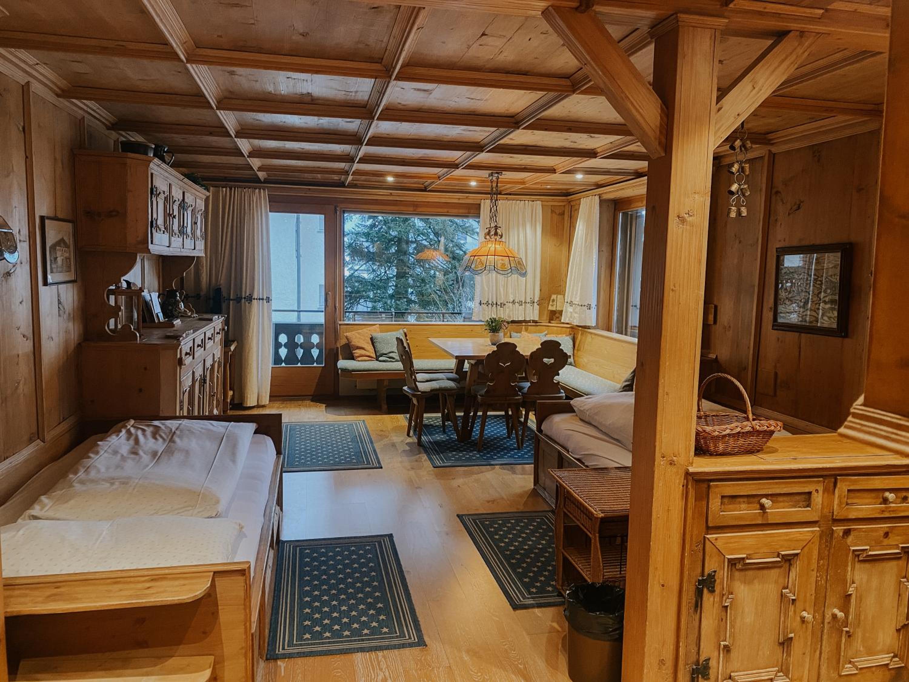 Alpina Apartments
