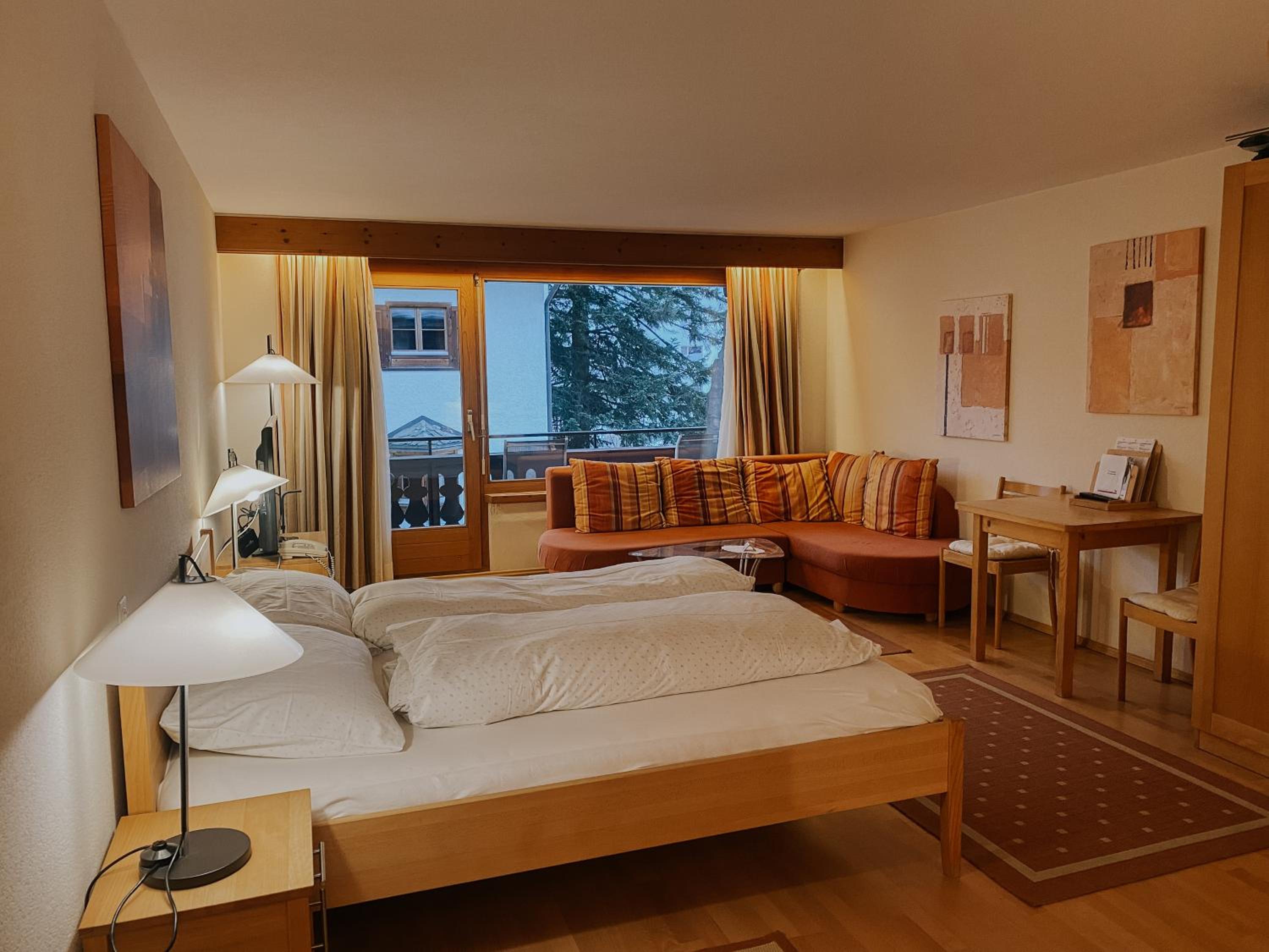 Alpina Apartments