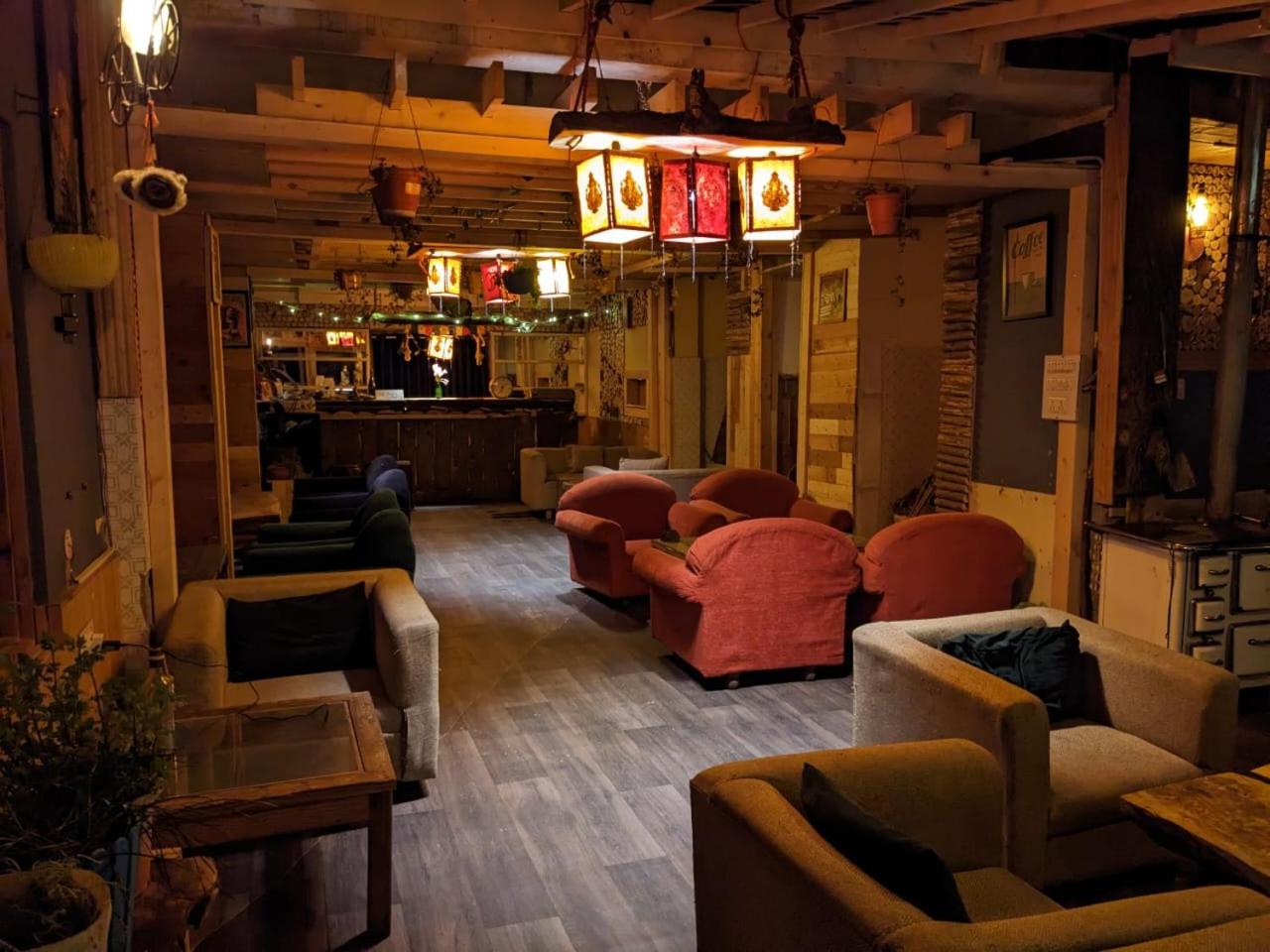 lounge