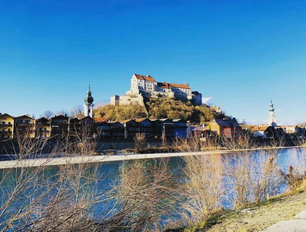 Altstadtwohnung mit Salzachblick