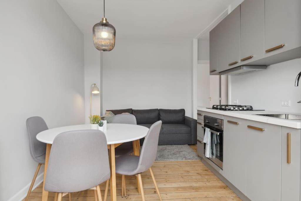 Bright apartment with balcony close to center city