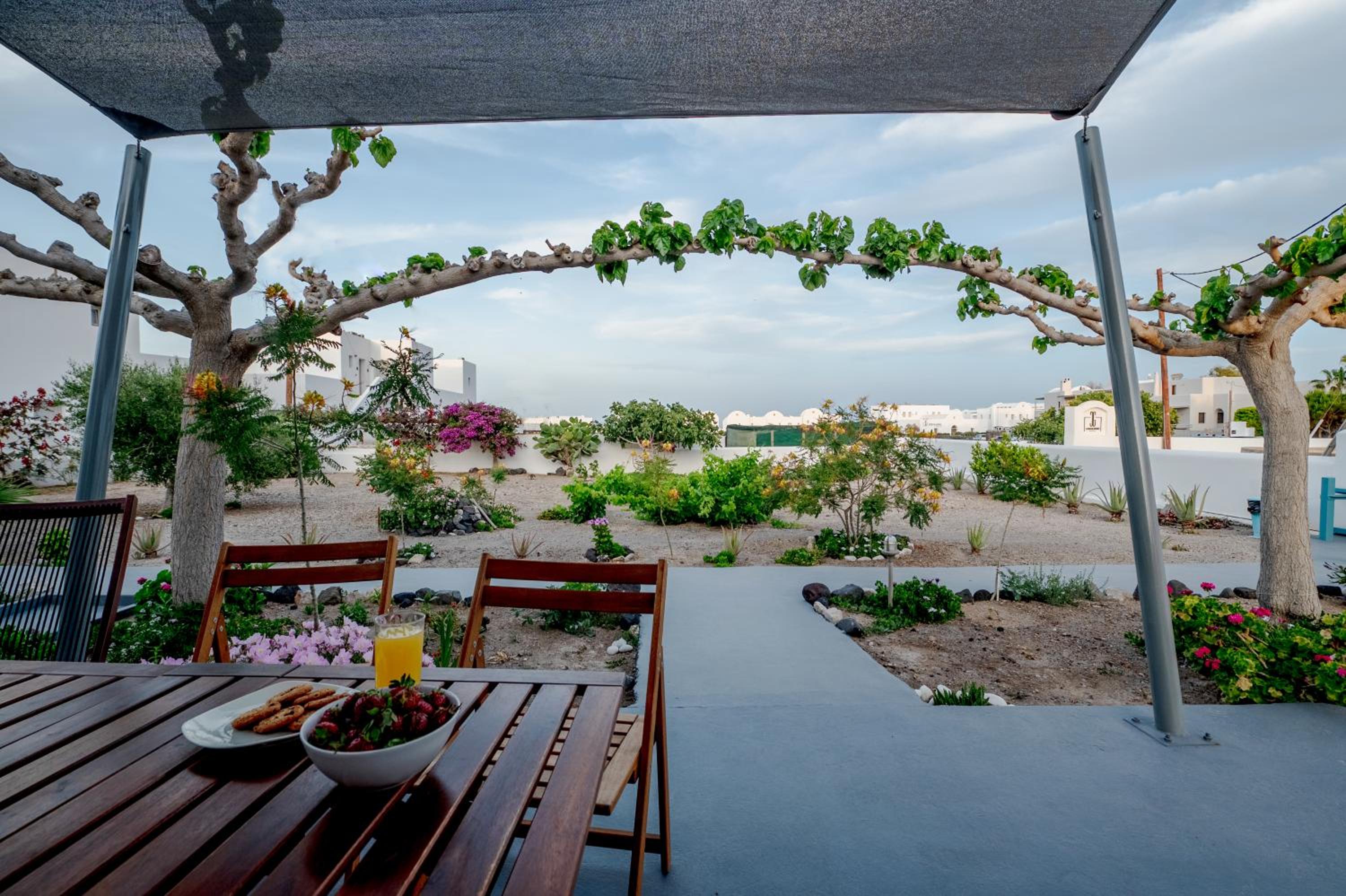 Adagio Villas Kamari photo 4