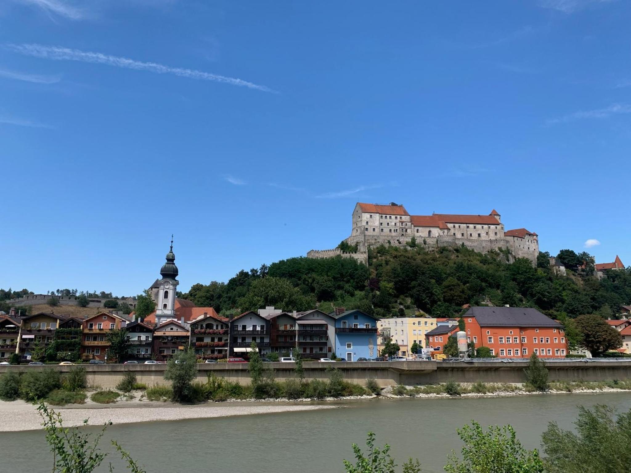 Altstadtwohnung mit Salzachblick