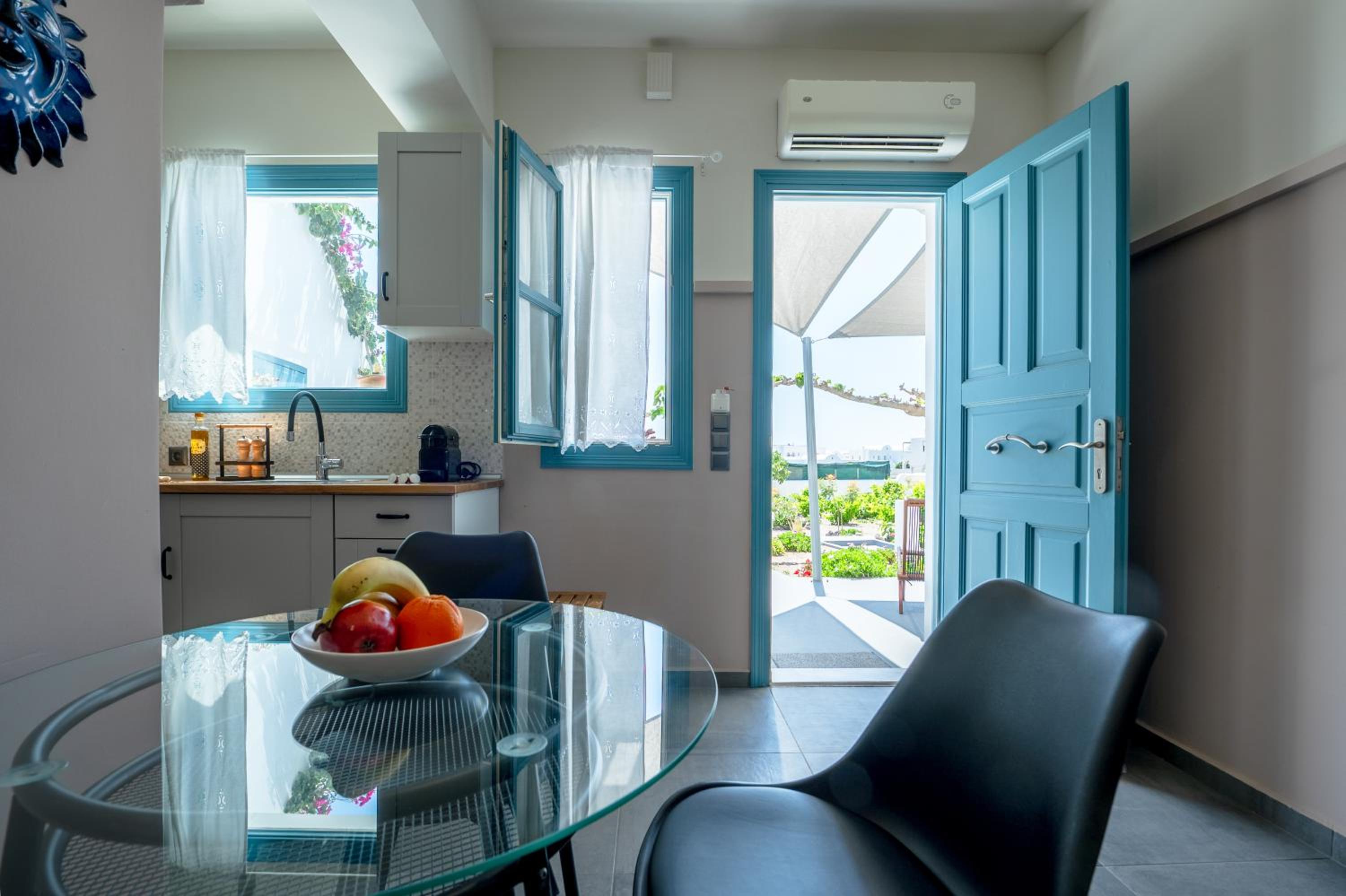 Adagio Villas Kamari