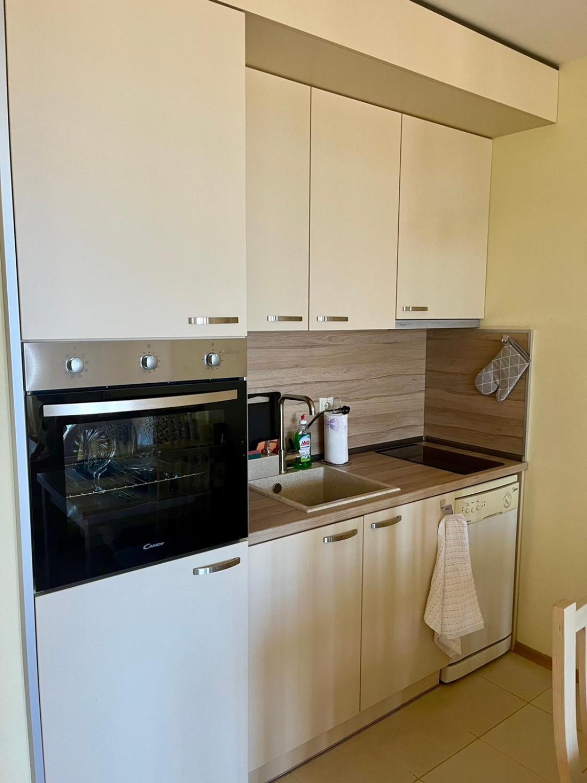 Apartment C51