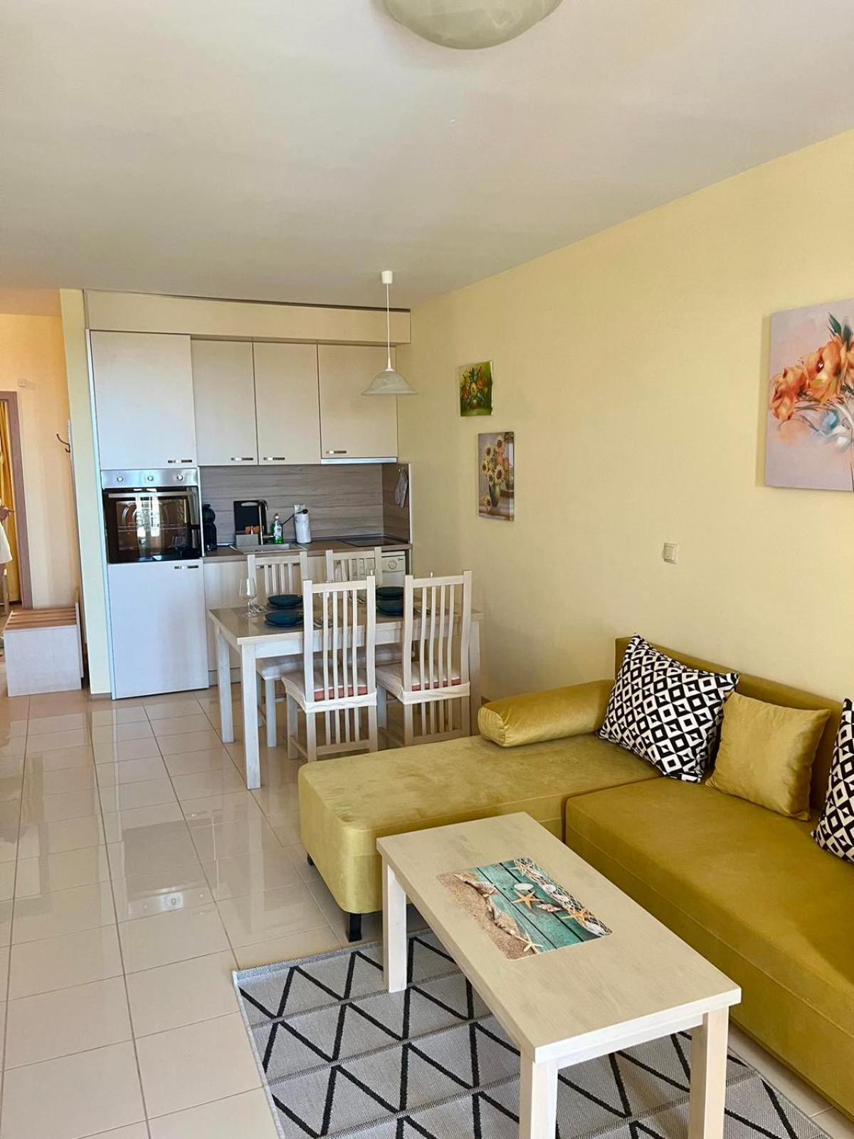 Apartment C51