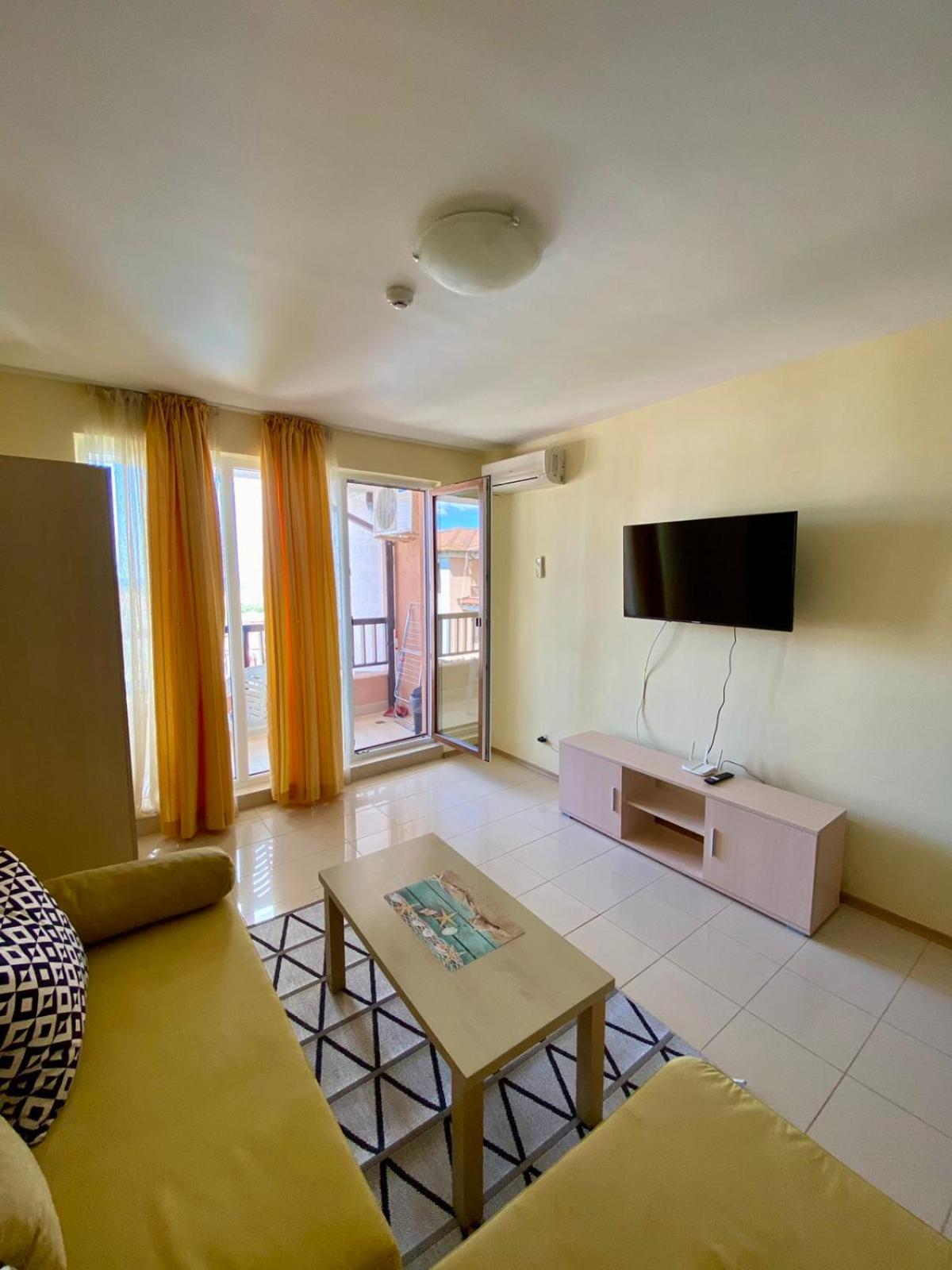 Apartment C51