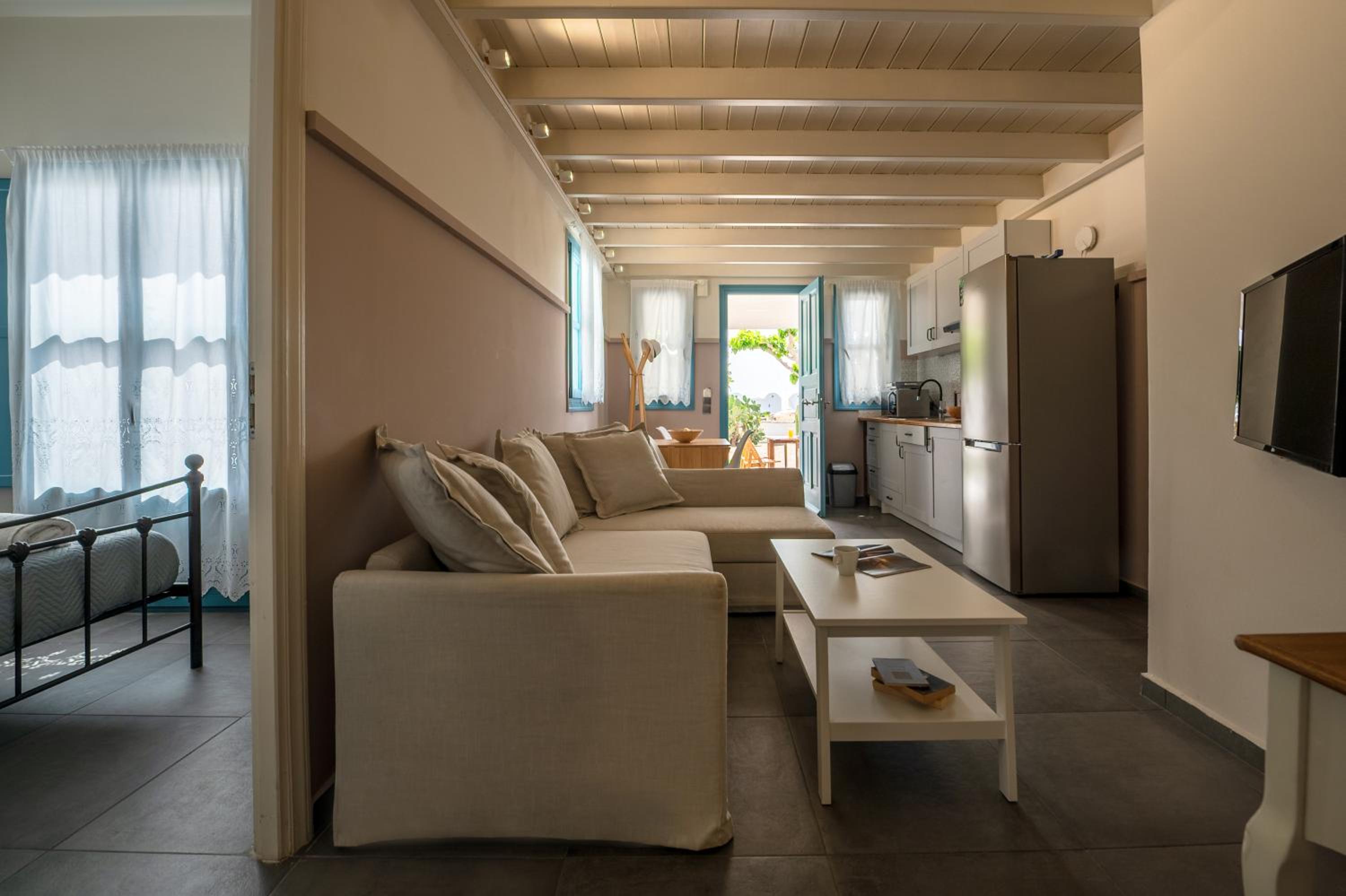 Adagio Villas Kamari