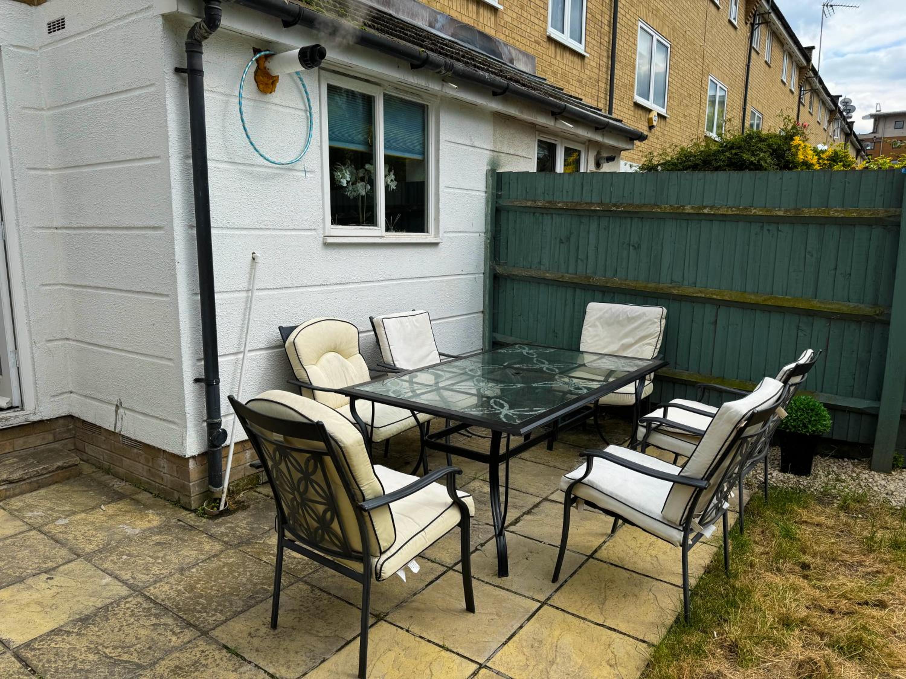 outdoor bbq area