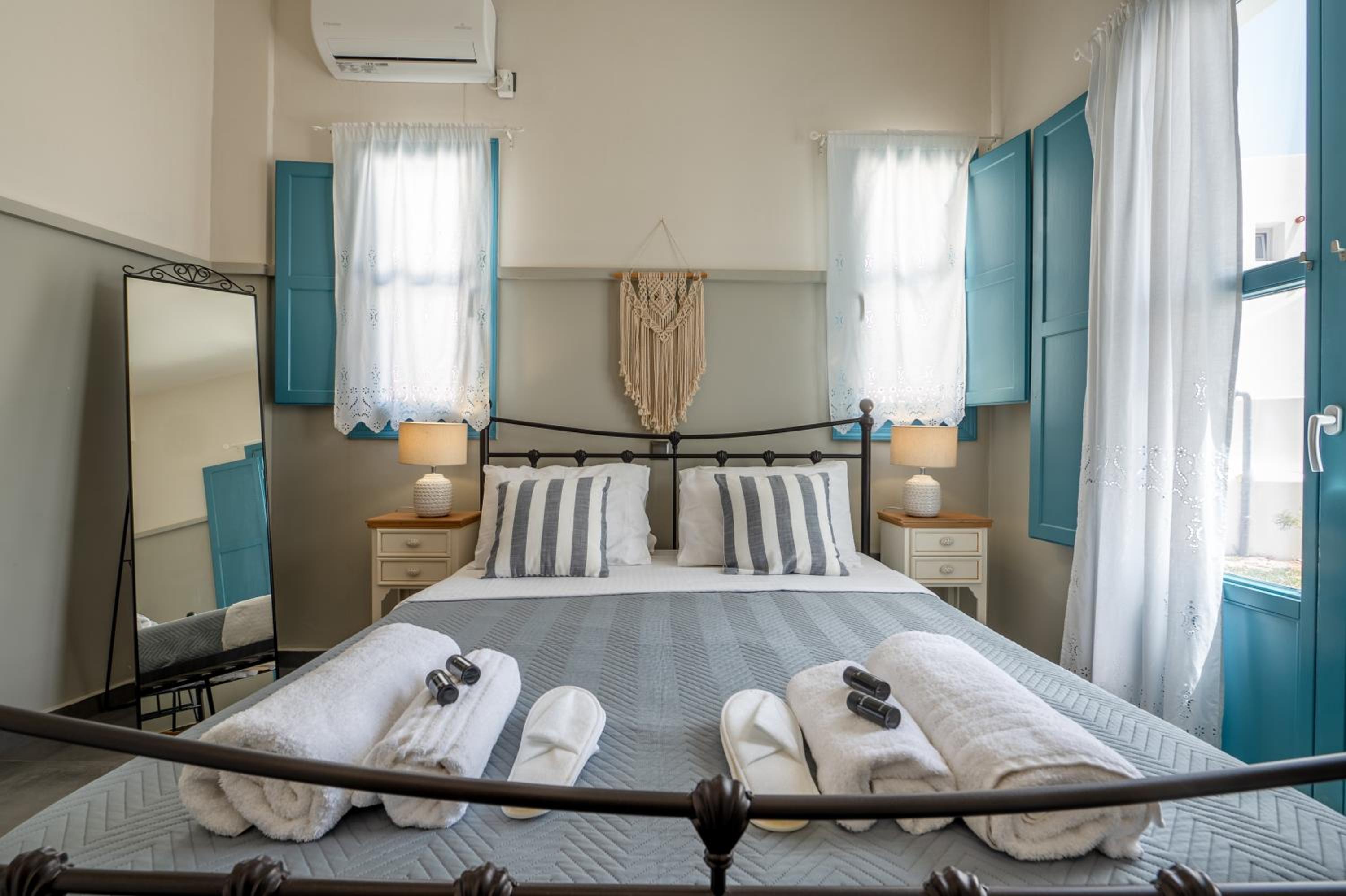 Adagio Villas Kamari