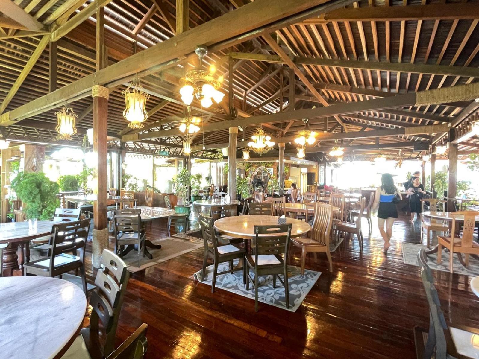 MABUL WATER BUNGALOWS - STANDALONE CHALET- INCLUSIVE of FOOD & BEVERAGE, AIRPORT TRANSPORTATION, SNORKELING EQUIPMENTS photo 6