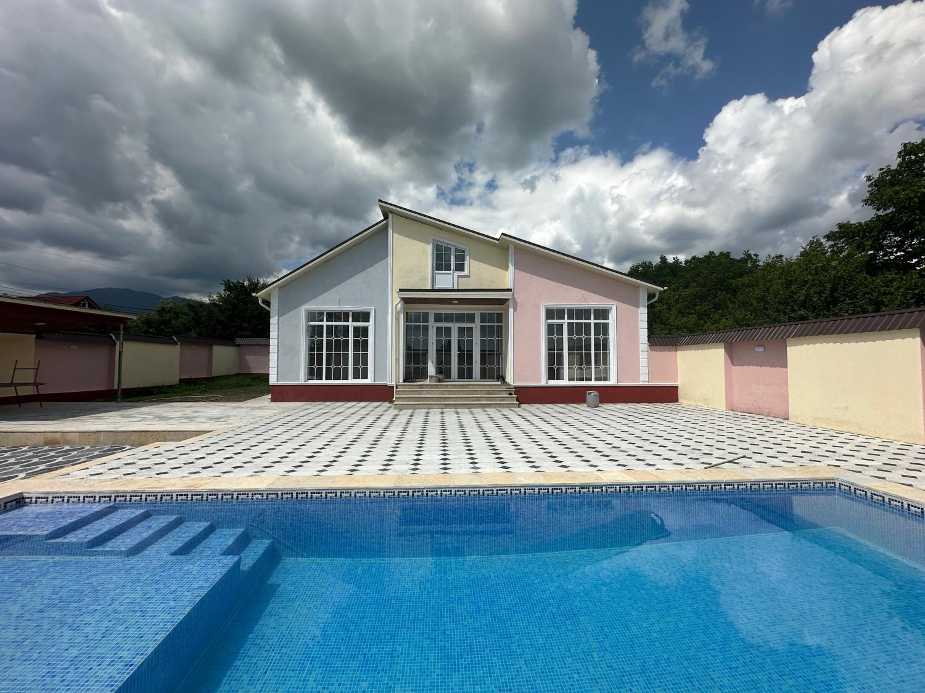 Vandam Moonlight Villa