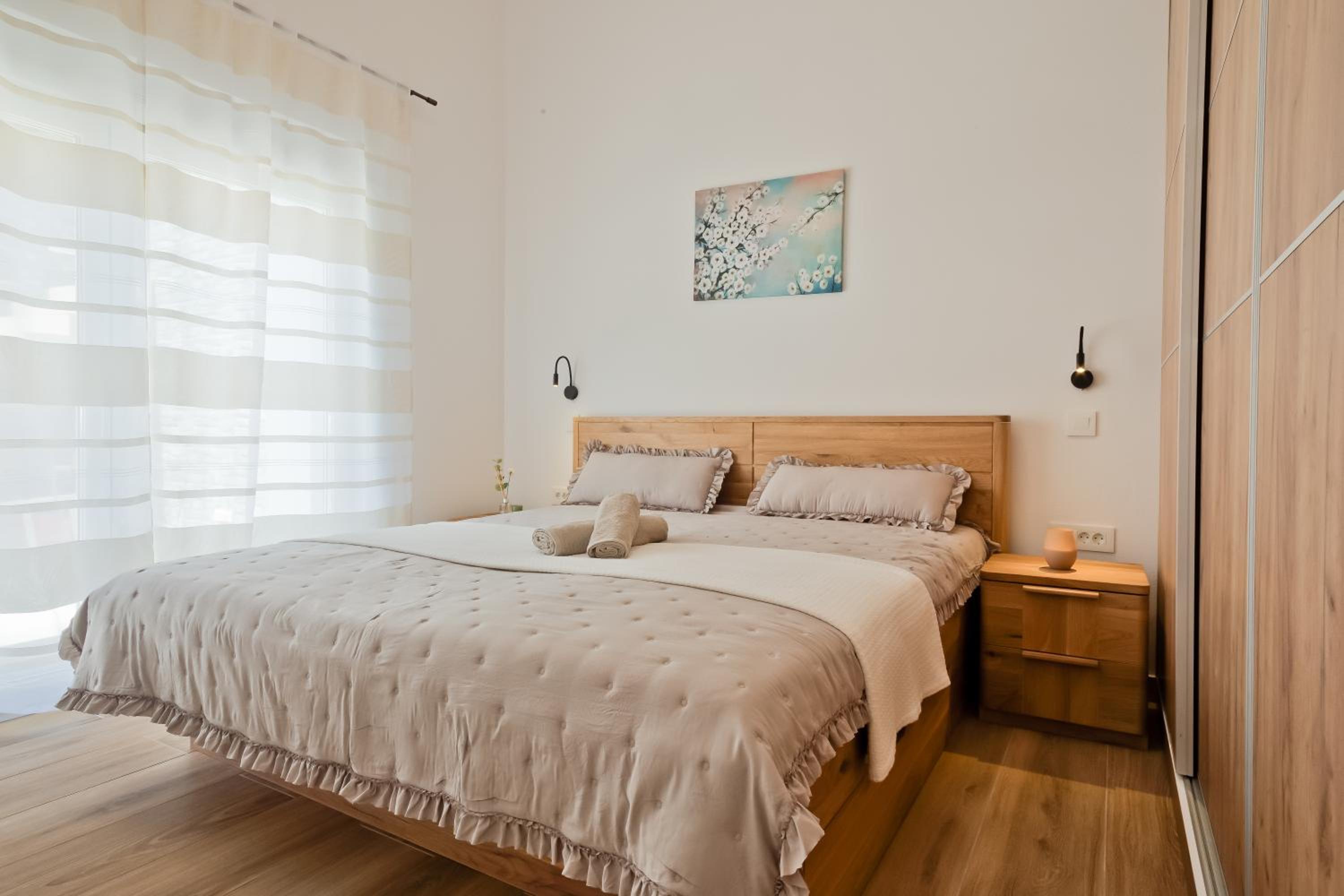 Giannis apartments