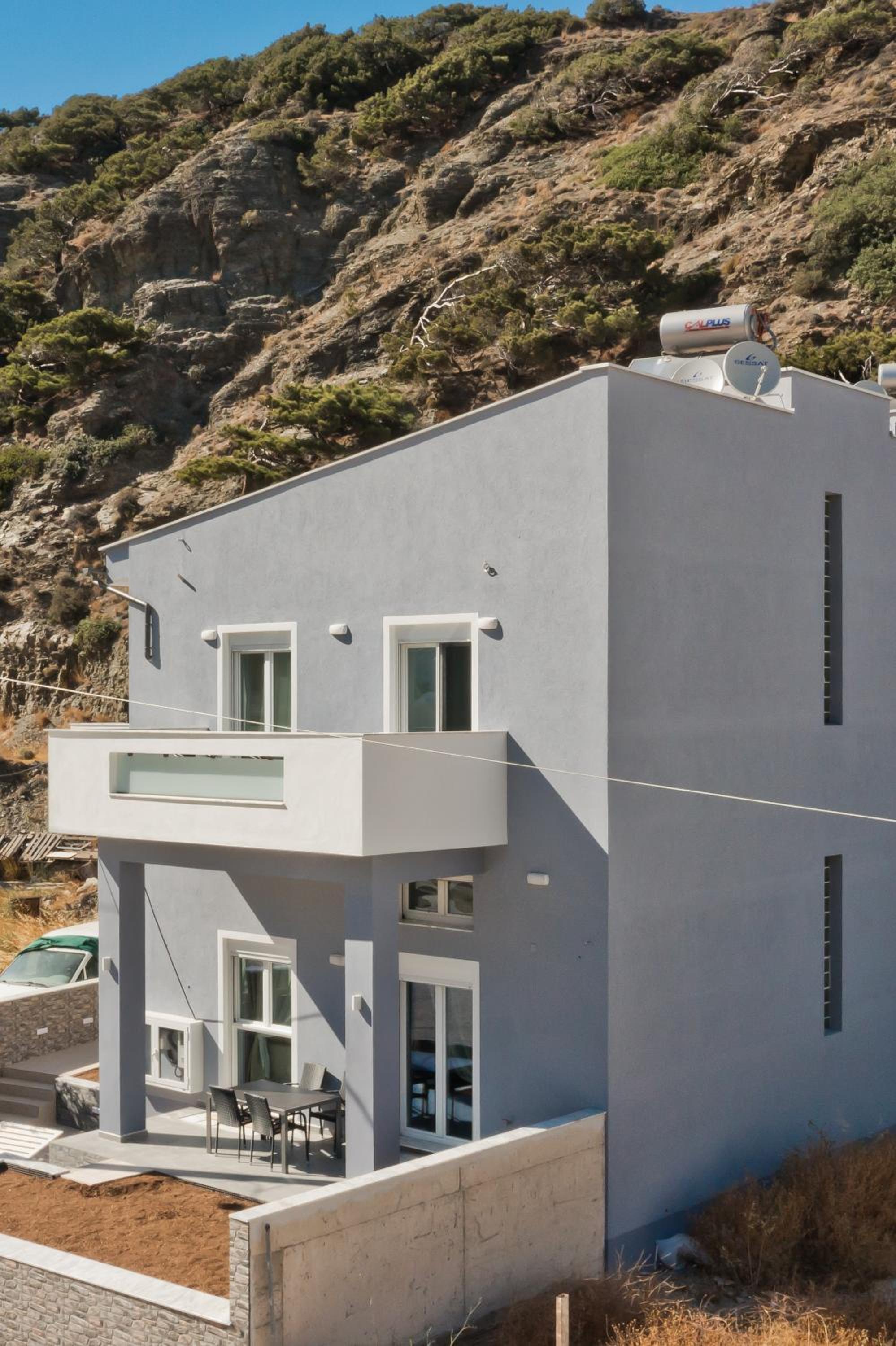 Giannis apartments