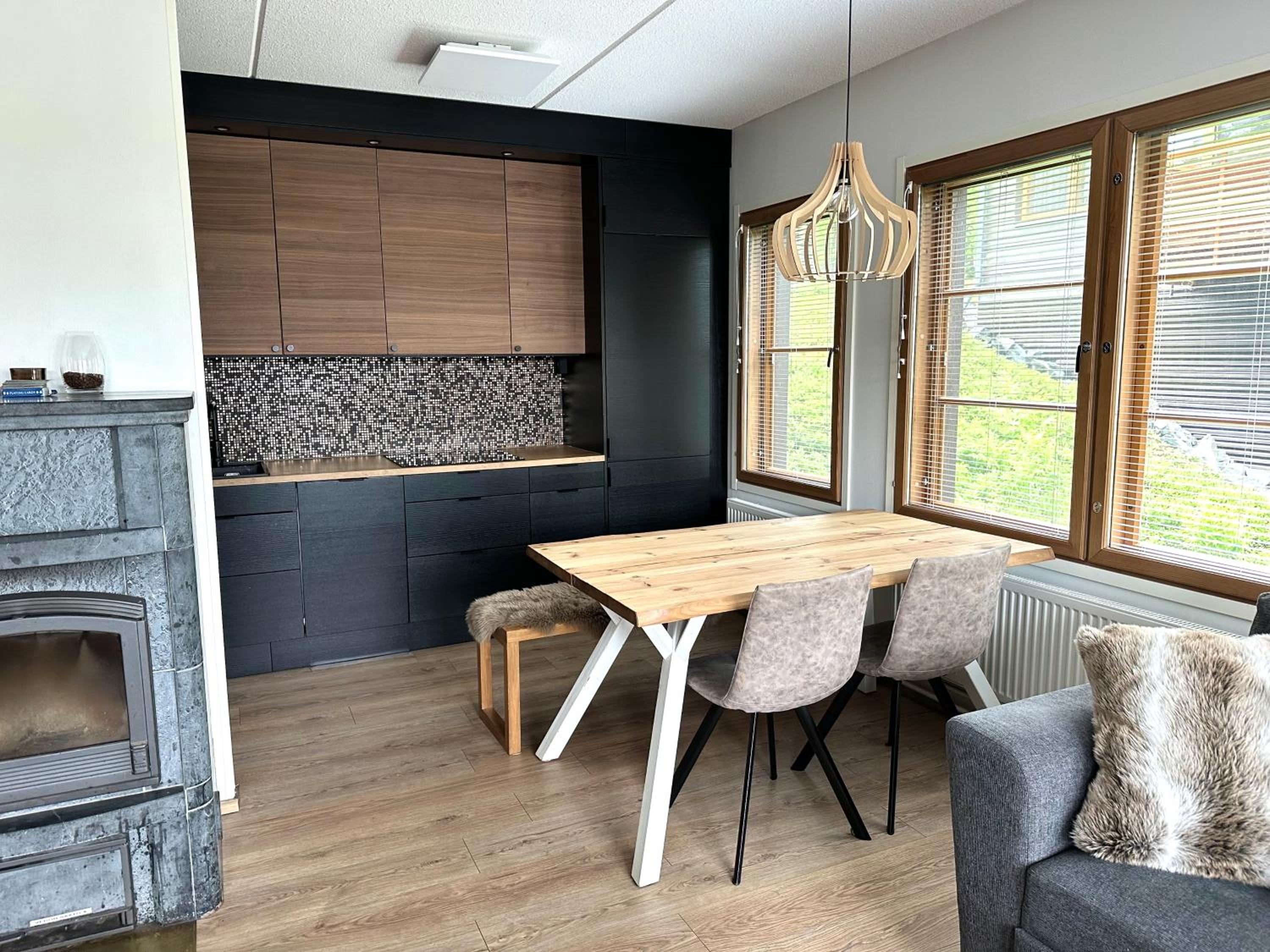 Ruka Center Chalet 3B1 - Ski-In Ski-Out - All services nearby - Fireplace - Wifi - Own parking place