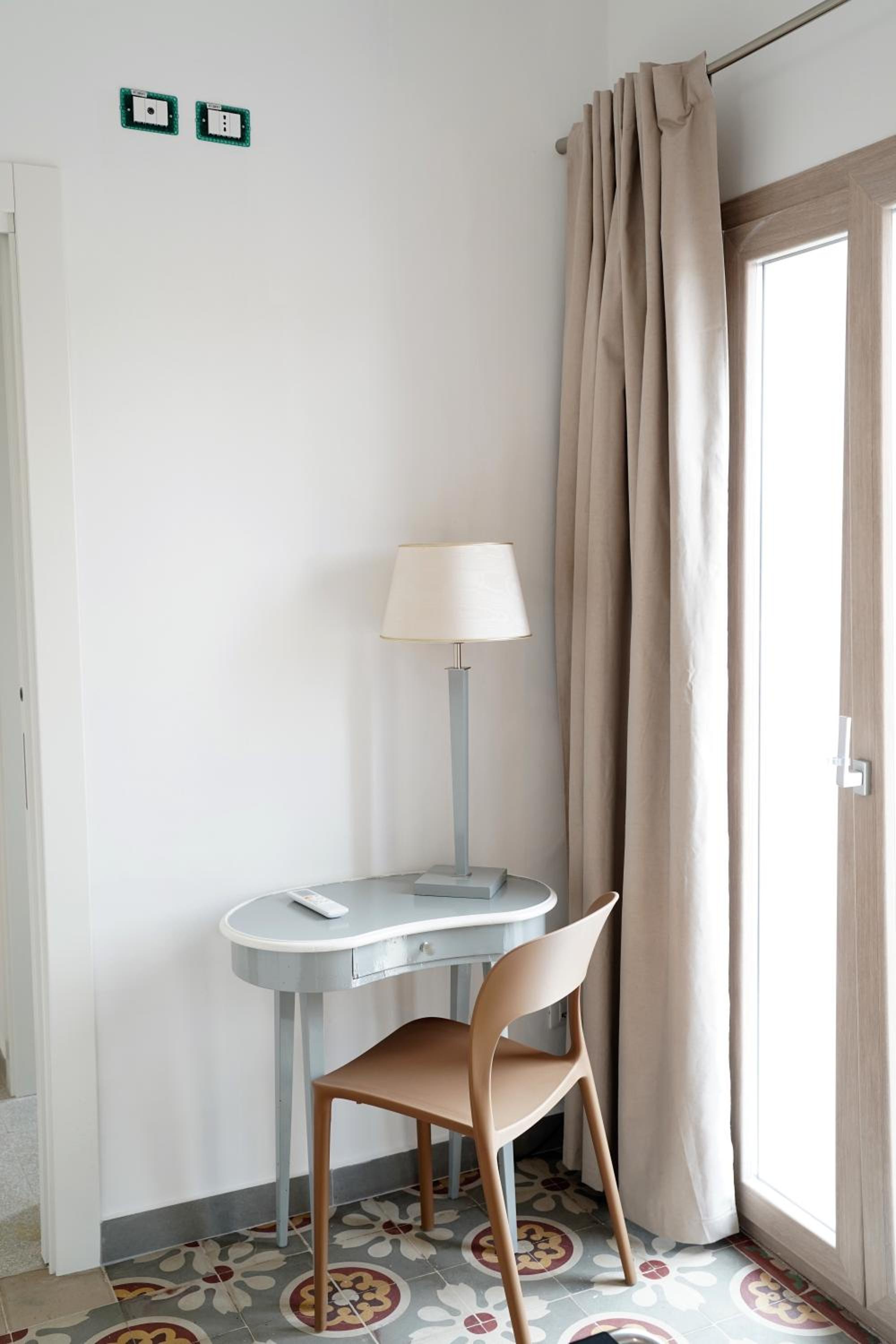 Ducas Rooms and Suite view 3