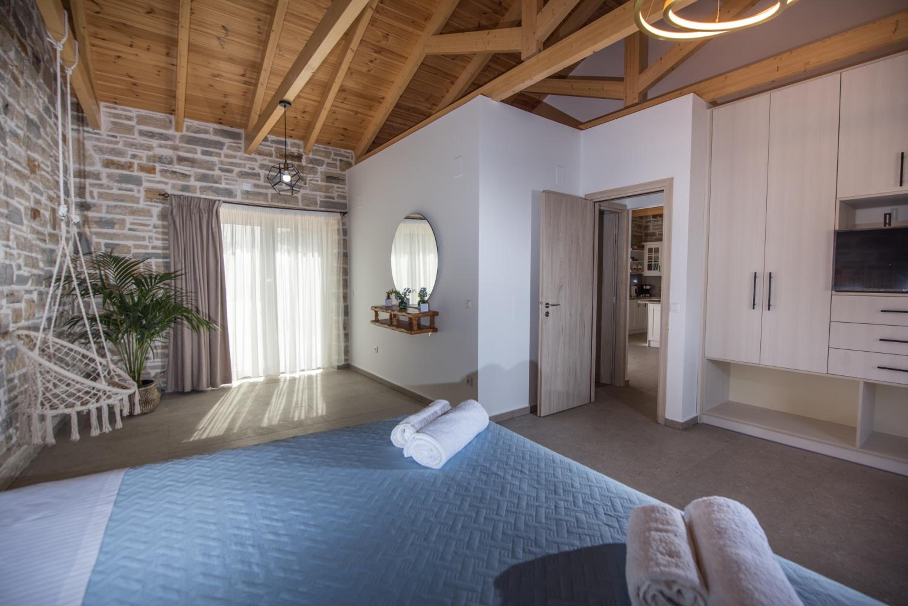 Irenekomos Brand new House AMIGDALIA view 3