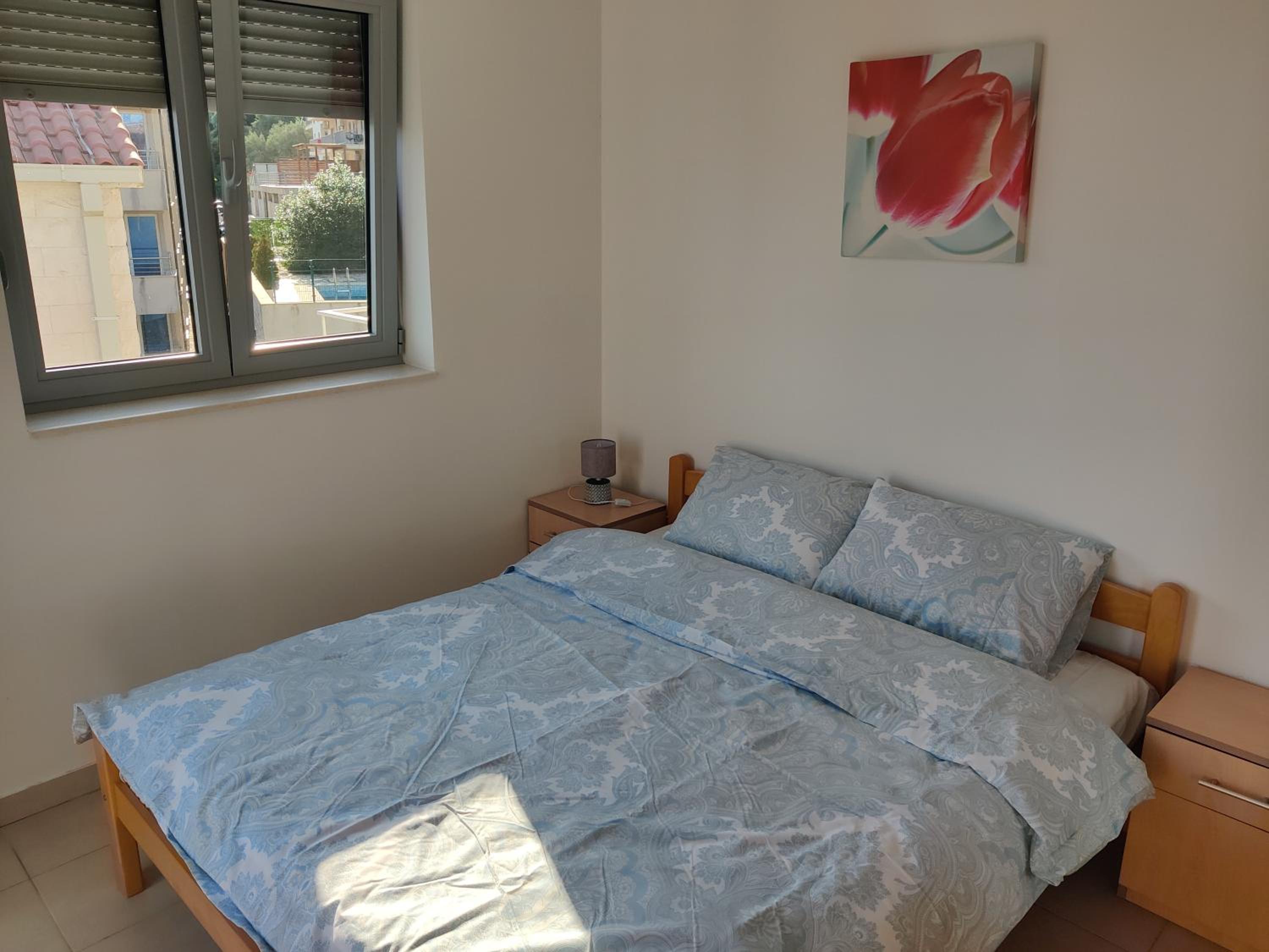 Petrovac Bay apartment with sea view and shared pool