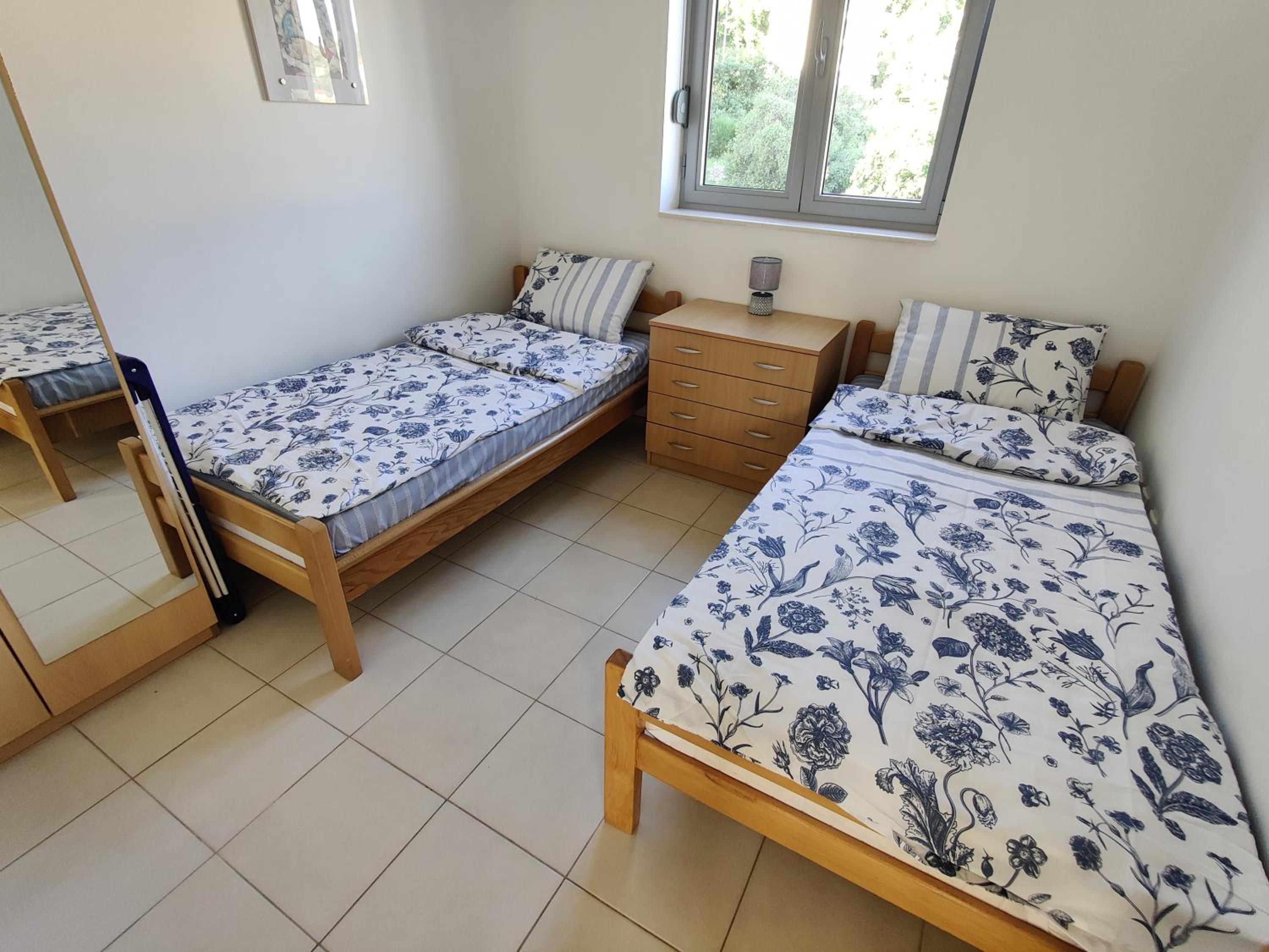 Petrovac Bay apartment with sea view and shared pool