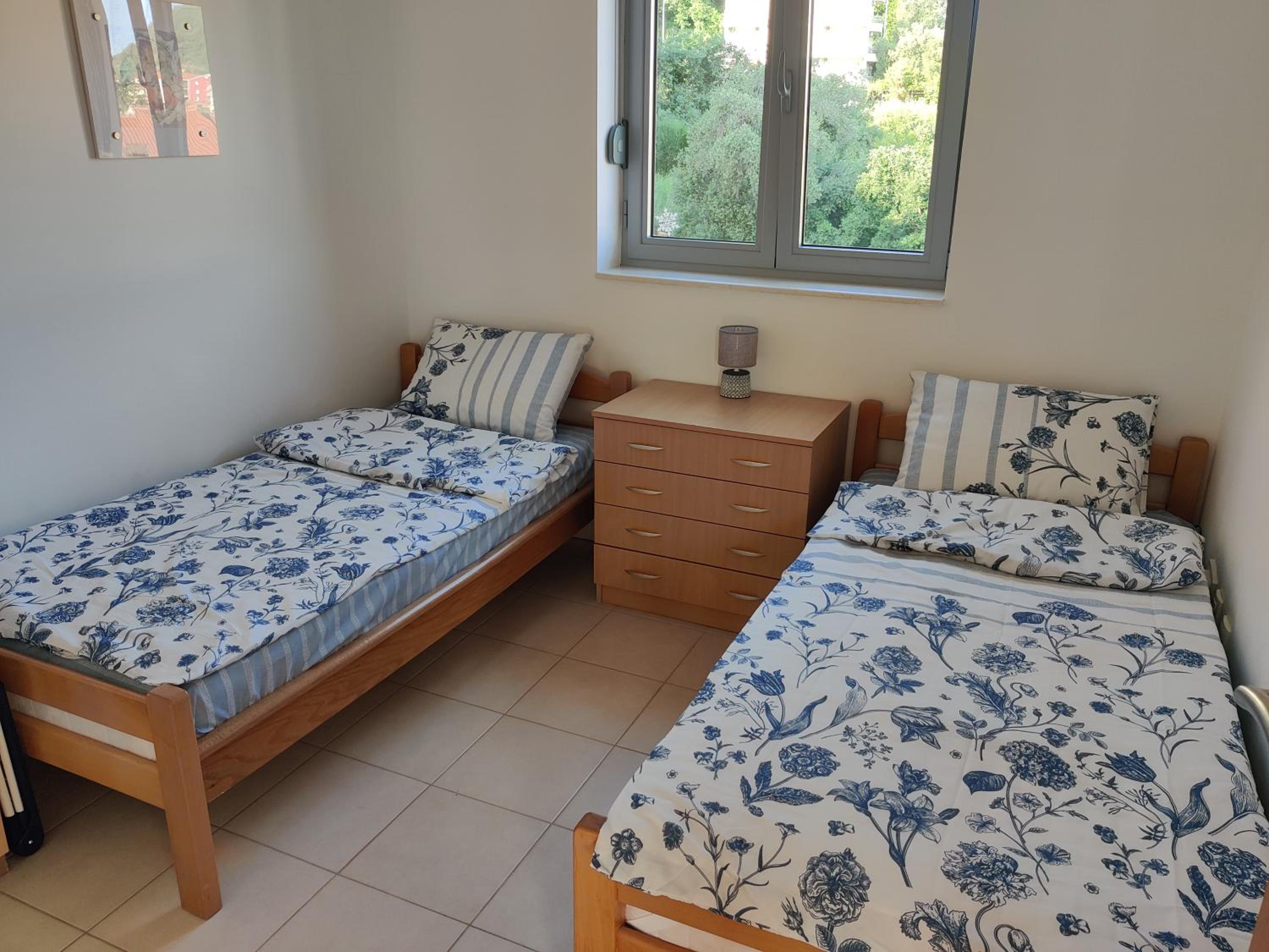 Petrovac Bay apartment with sea view and shared pool