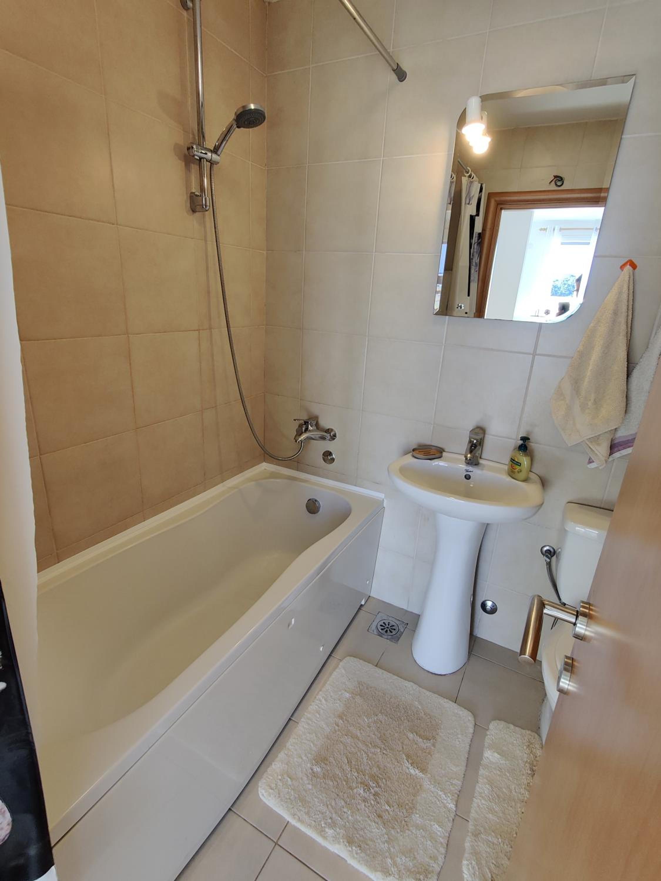 Petrovac Bay apartment with sea view and shared pool