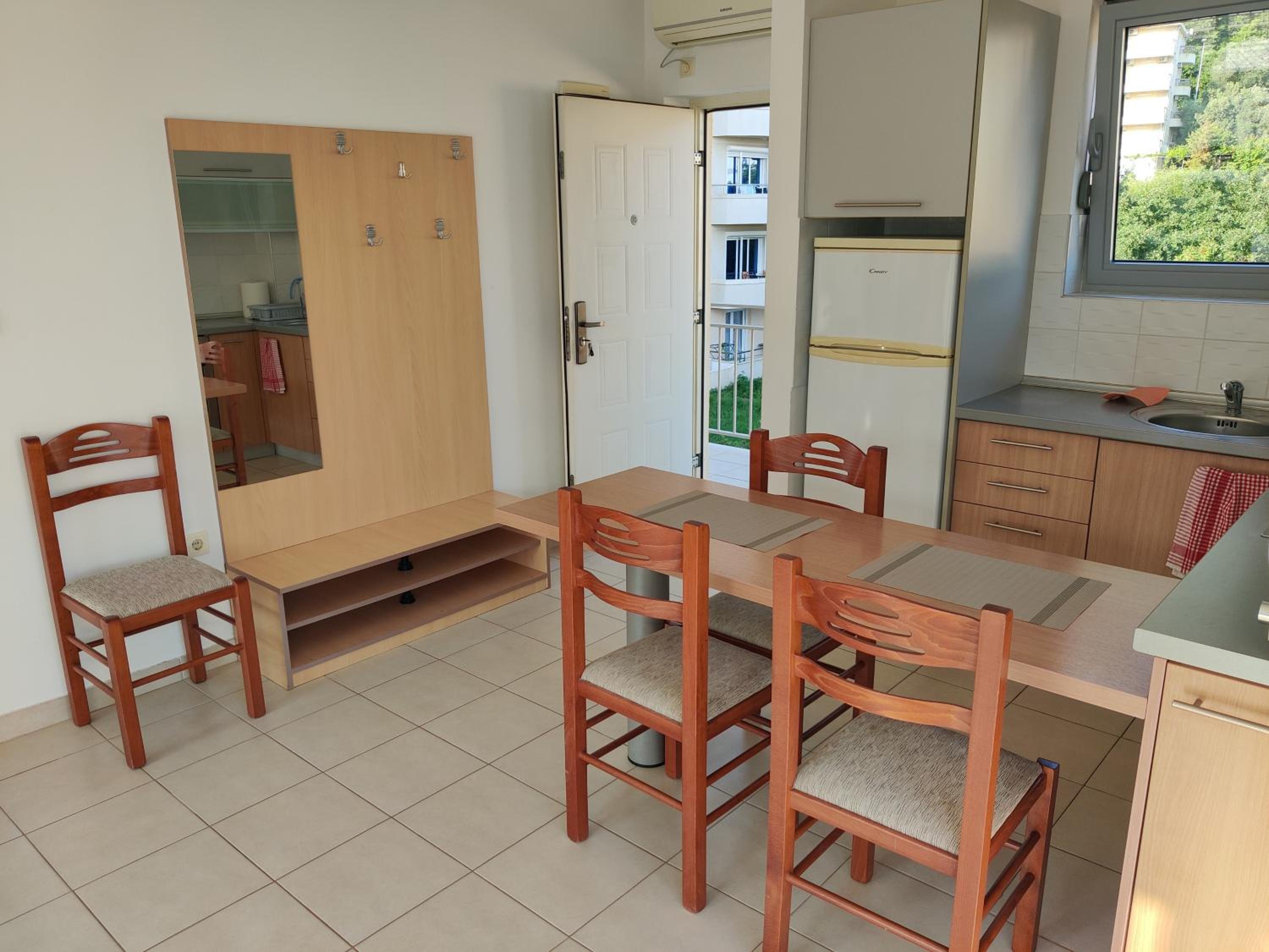 Petrovac Bay apartment with sea view and shared pool