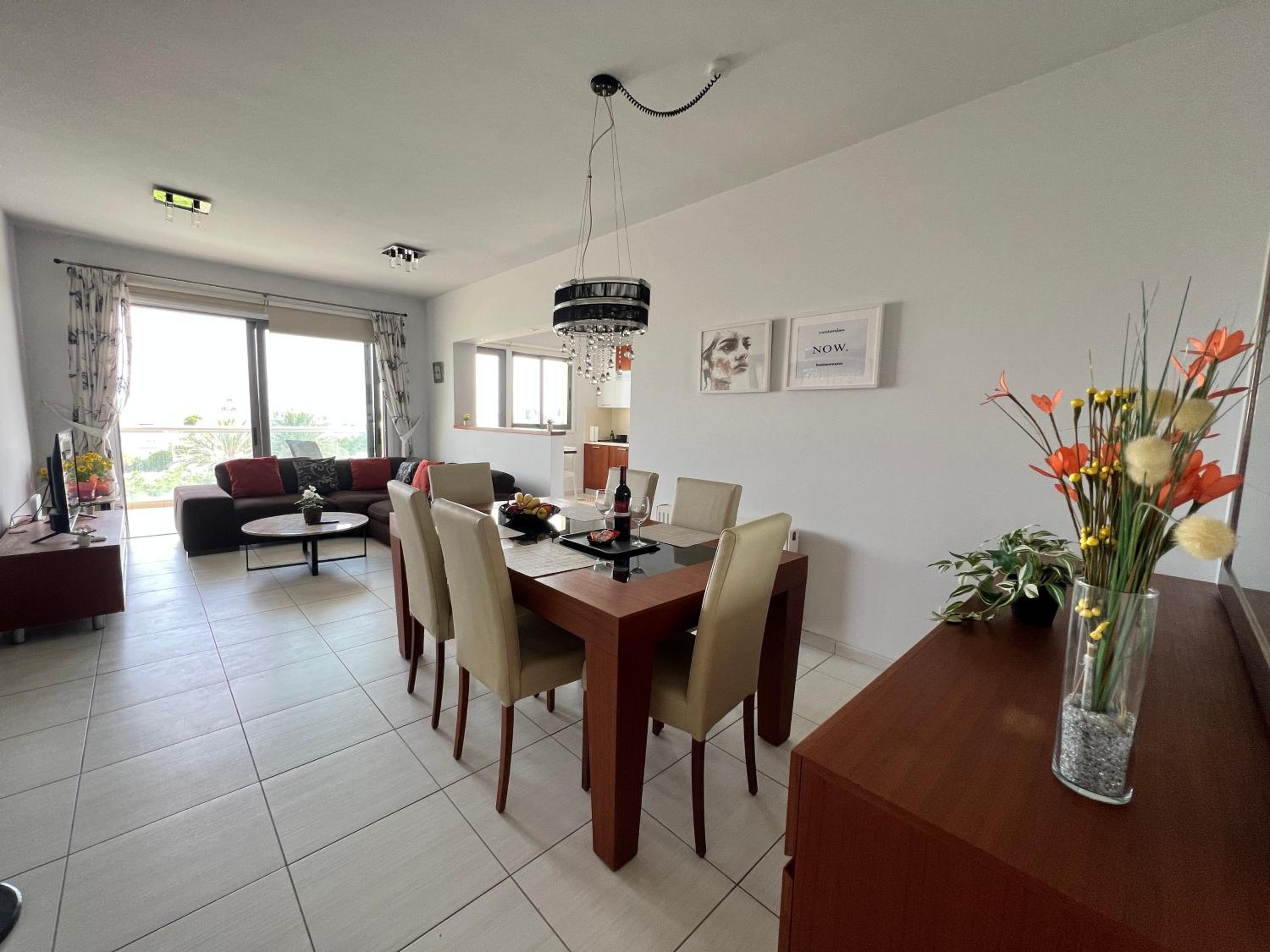 Queens Boutique Apartment 2BR