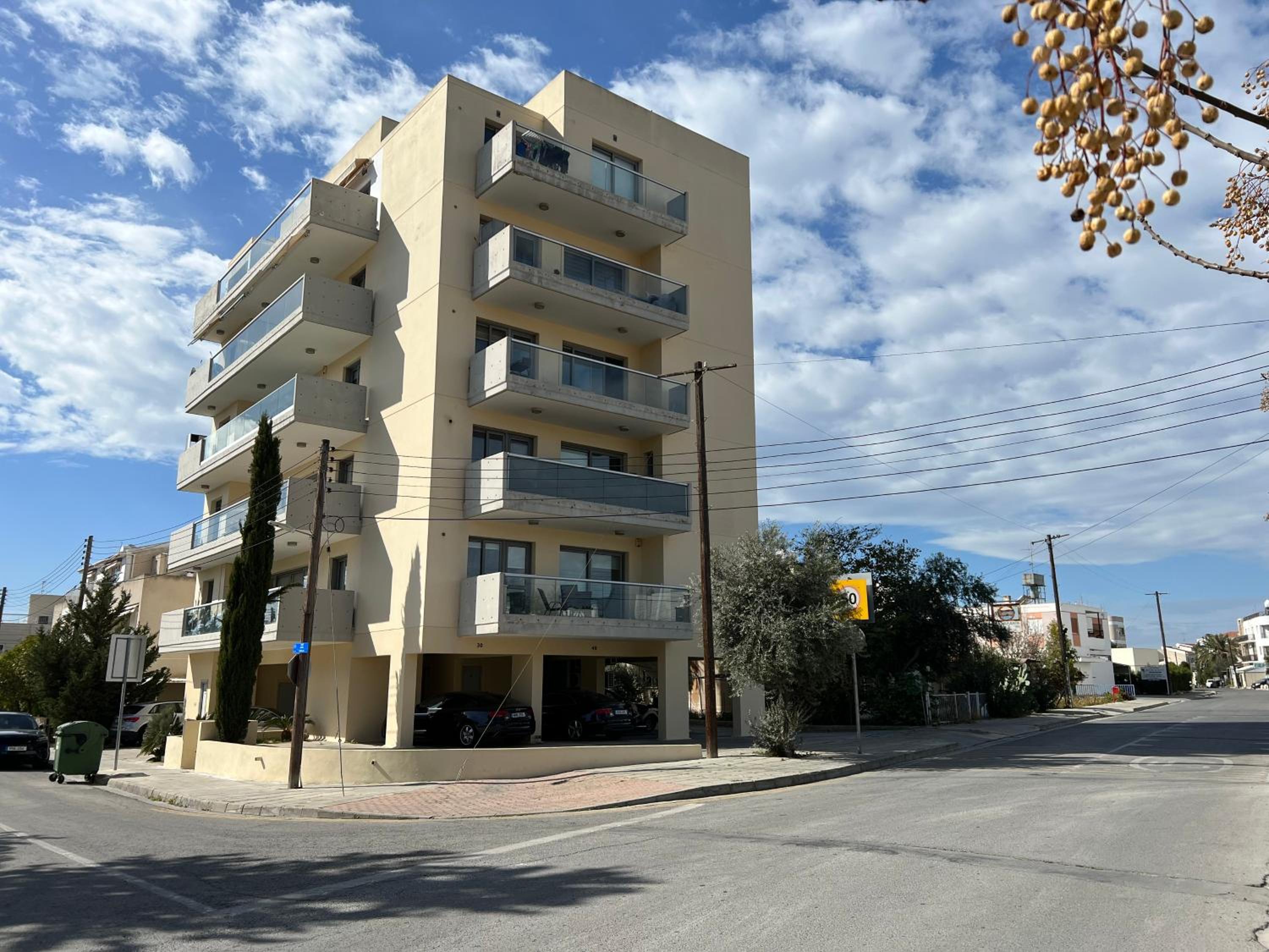 Queens Boutique Apartment 2BR