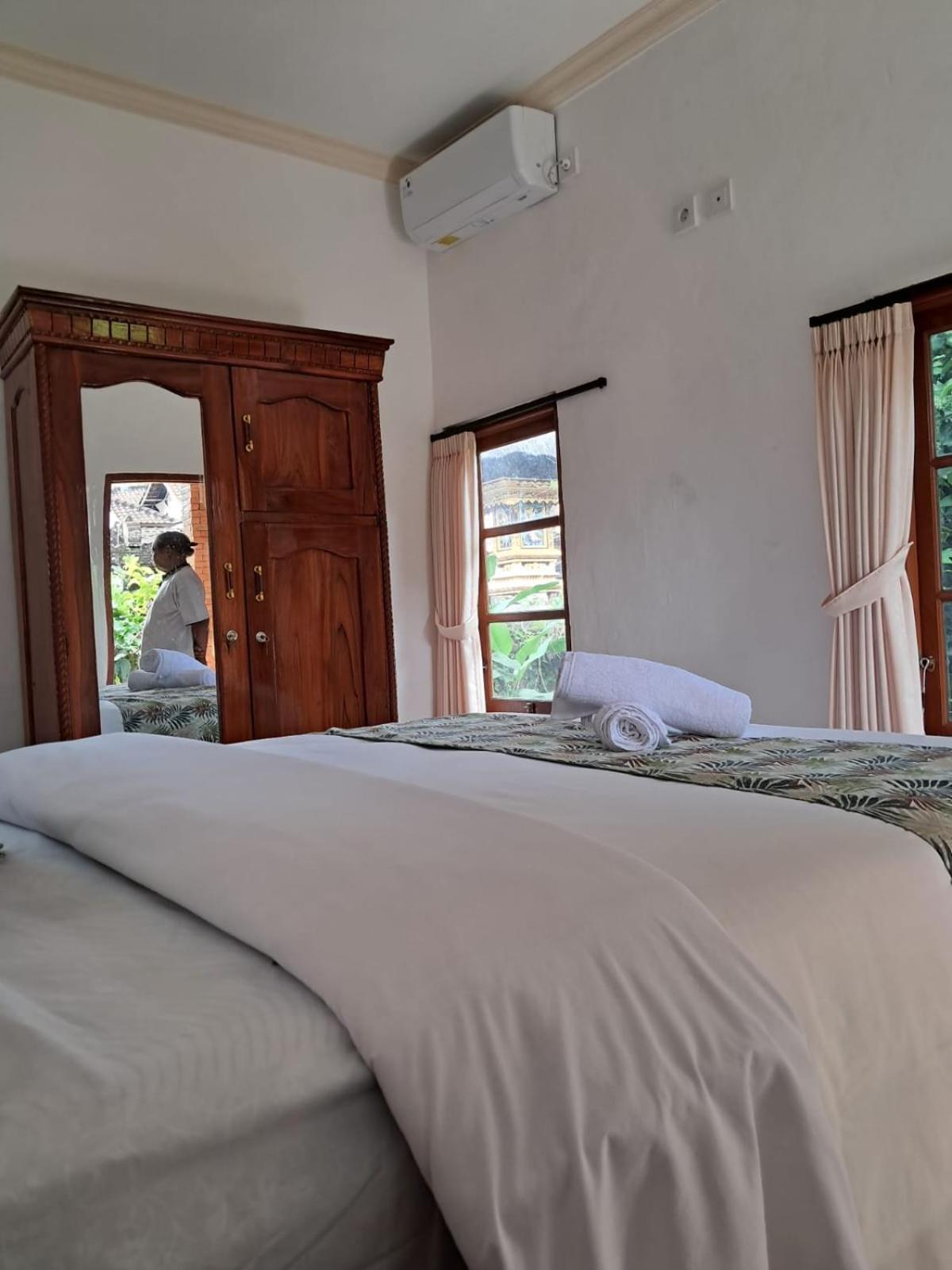 Wisuda Guest House view 4