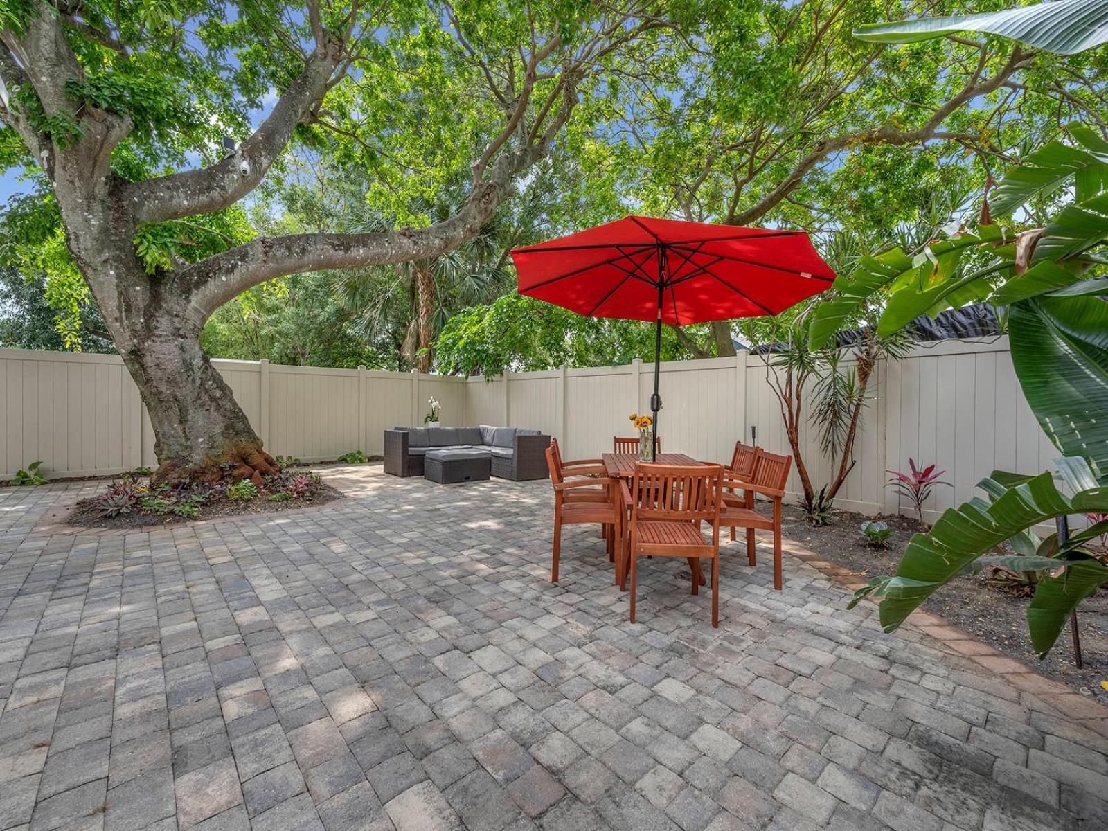 Lush Tropical Garden Home view 2