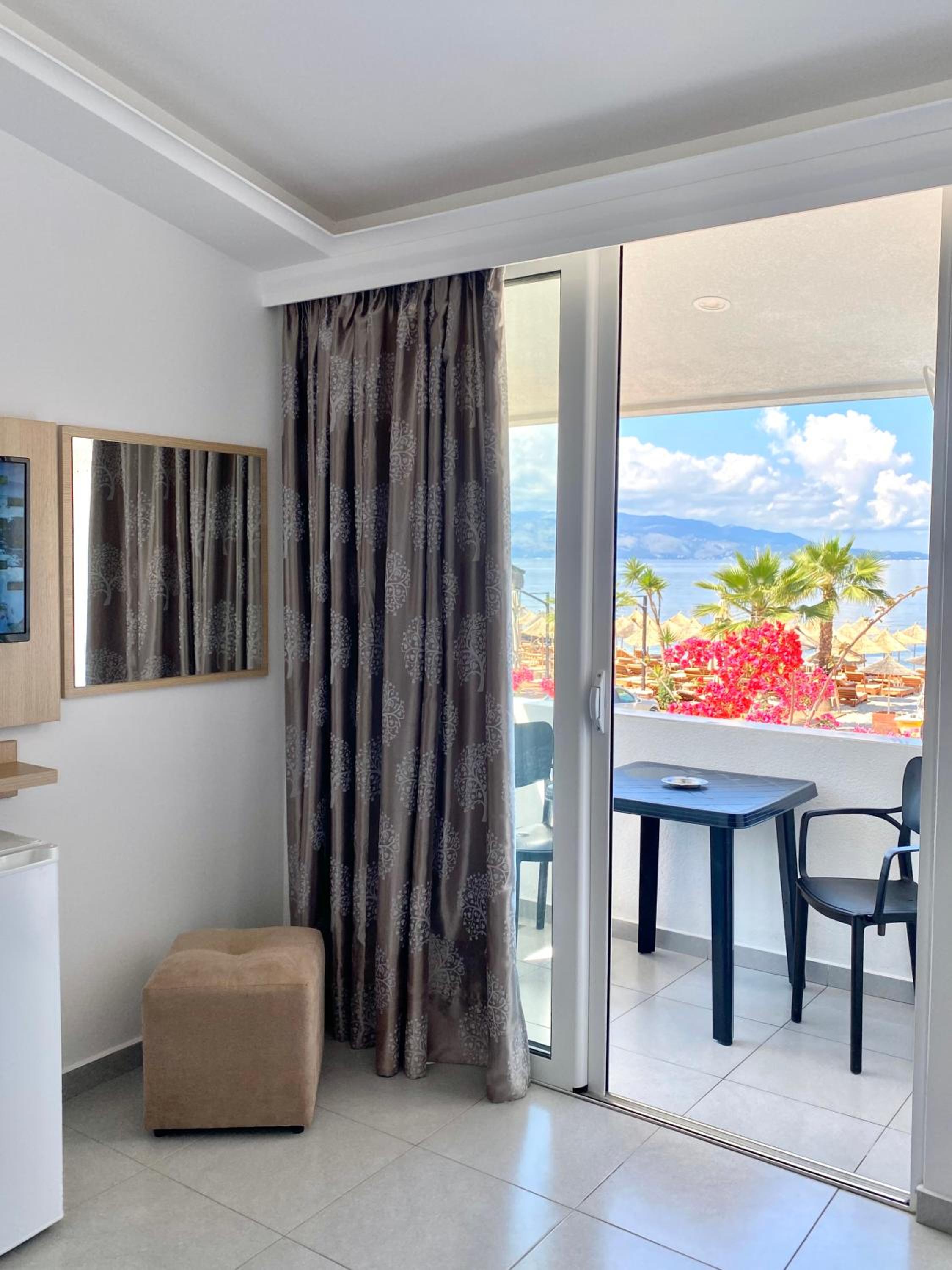 Santa Paola Apartments