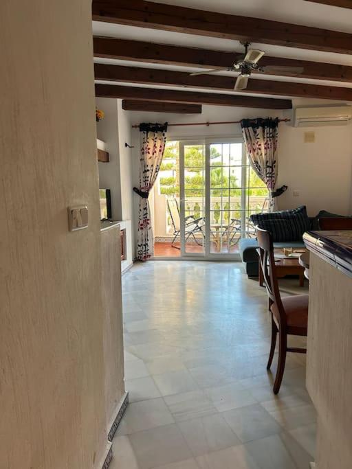Apartamento en Torrevieja playa con WIFI