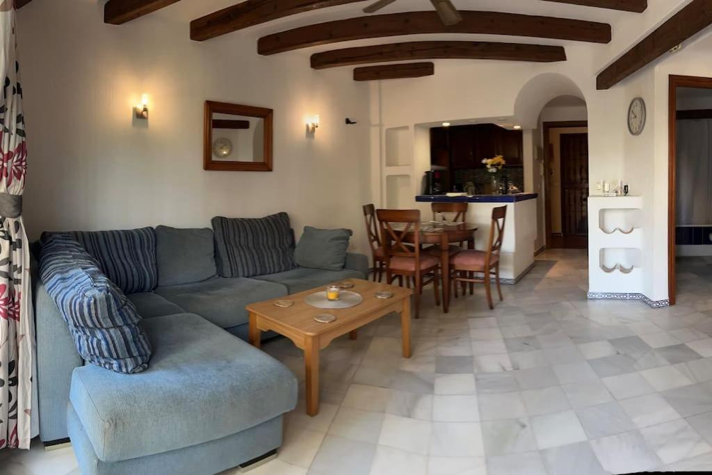 Apartamento en Torrevieja playa con WIFI