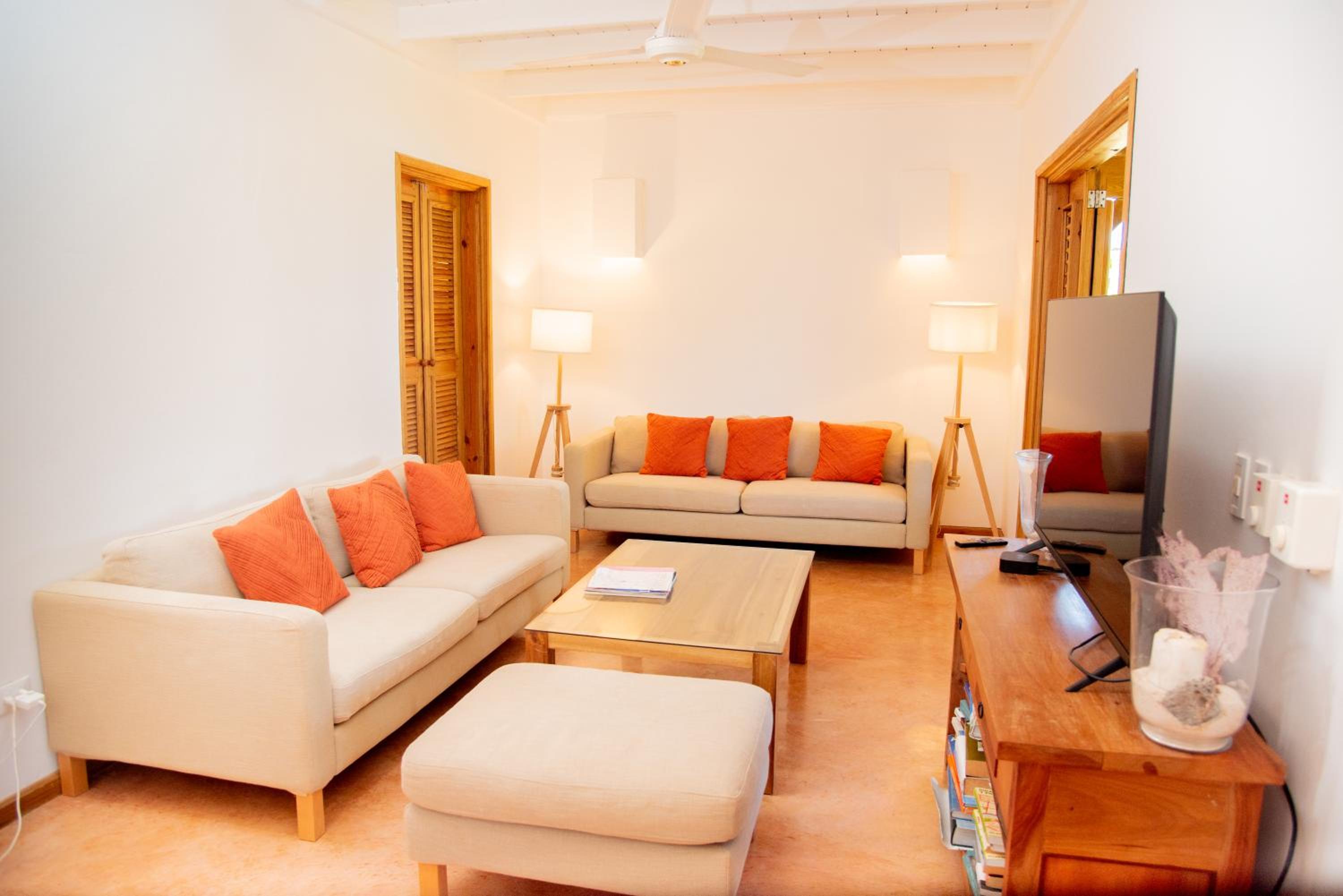 Villa Flamboyan