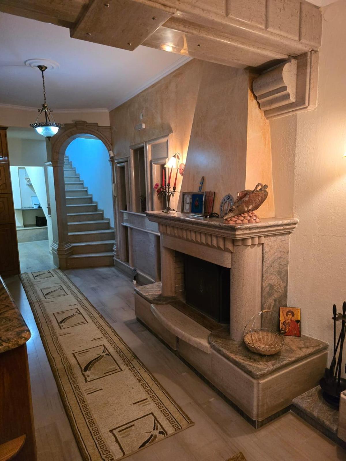 Marble Wonder Home
