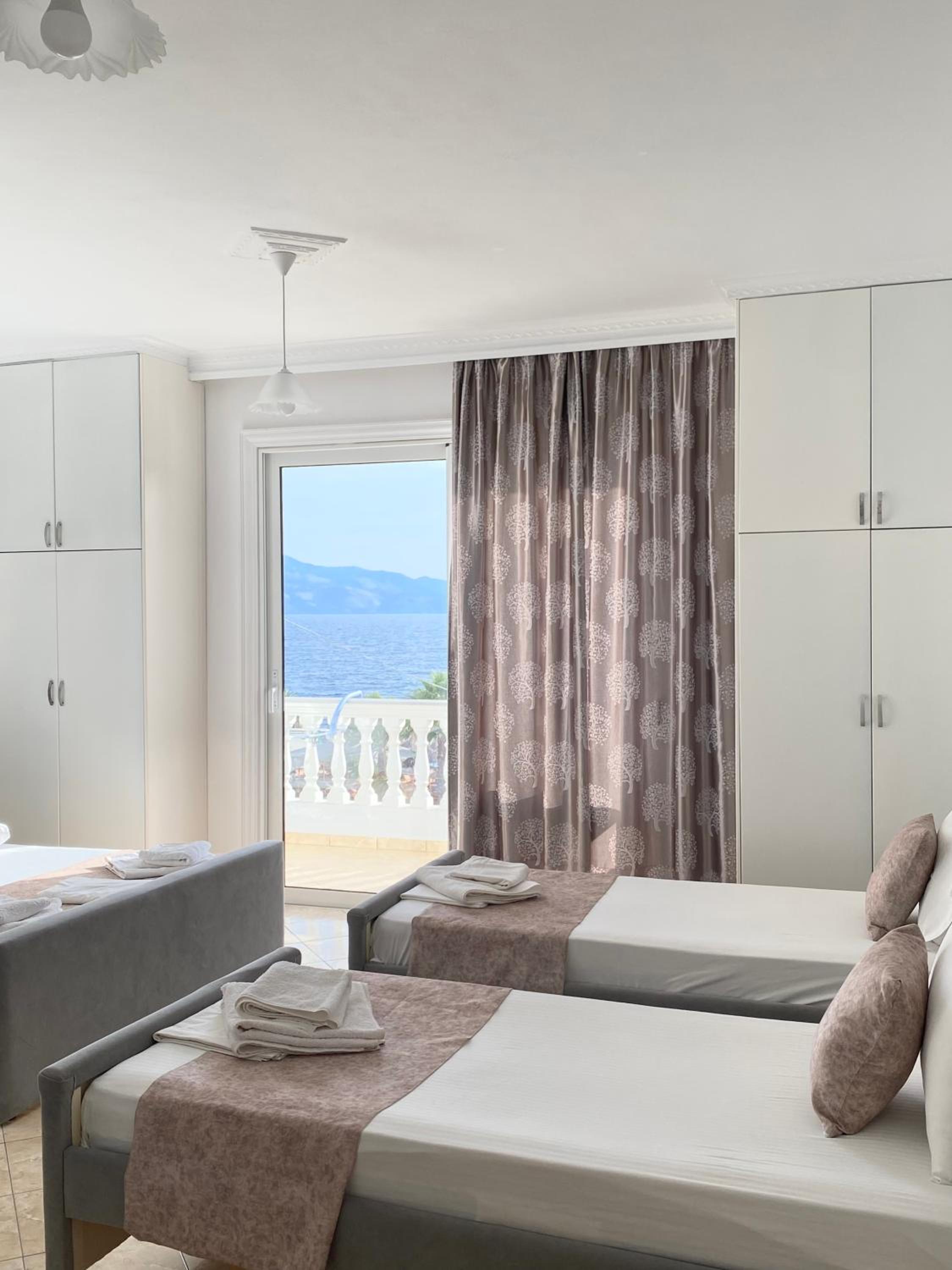 Santa Paola Apartments
