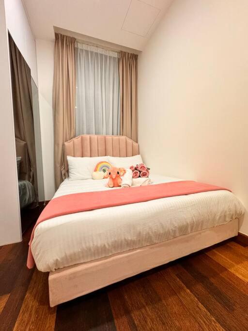 Modern 3min KLCC 2BR 1-5pax Royce Residence By Fantasy