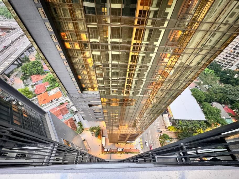 Modern 3min KLCC 2BR 1-5pax Royce Residence By Fantasy