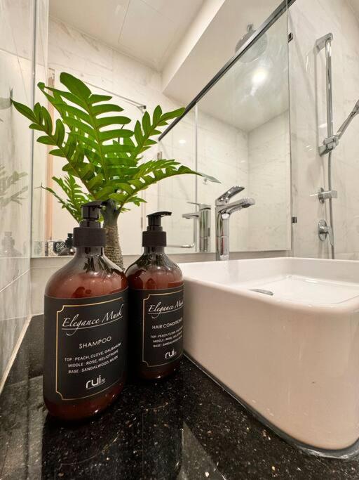 Modern 3min KLCC 2BR 1-5pax Royce Residence By Fantasy