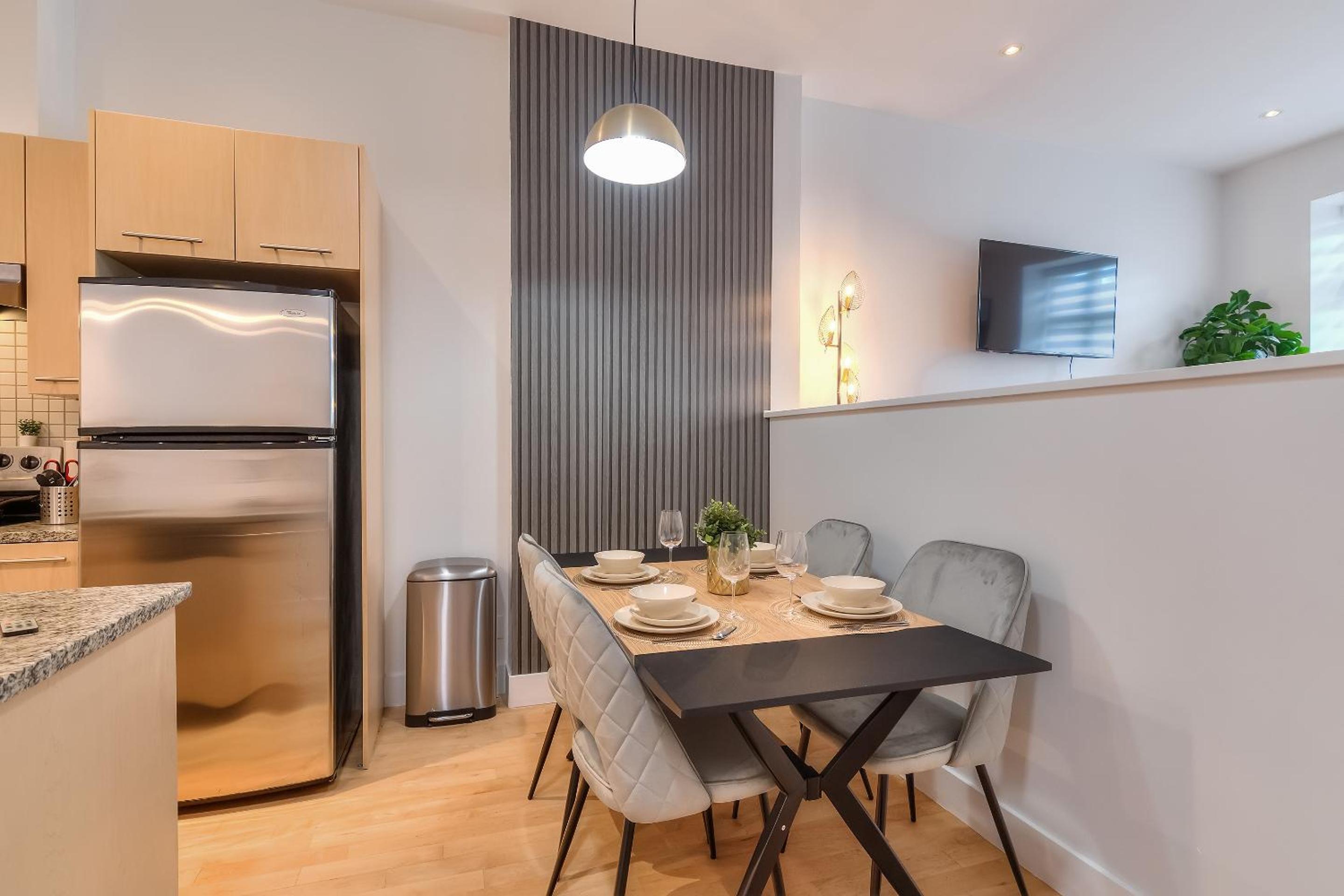 Take a break in a modern loft on Plateau-Mont-Royal