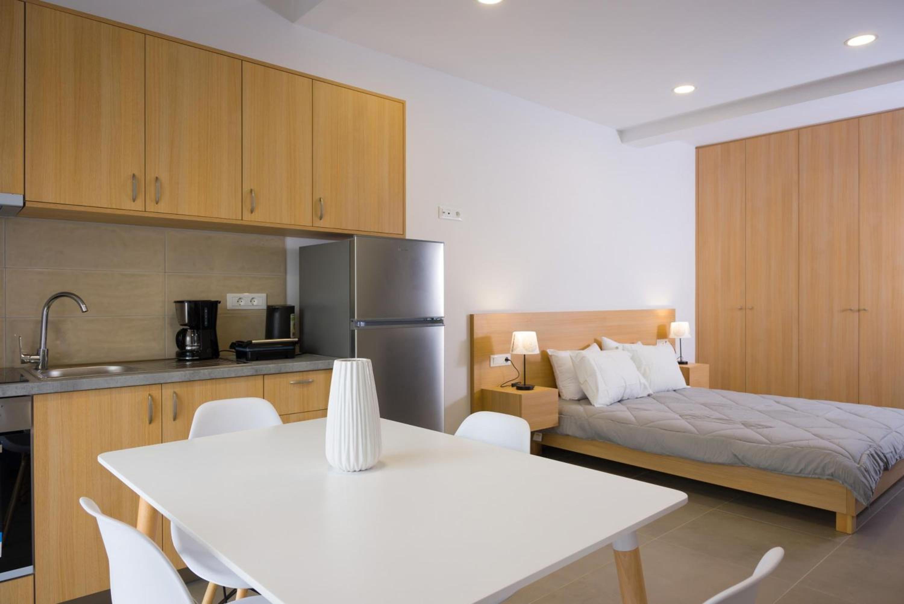elounda olithos apartments