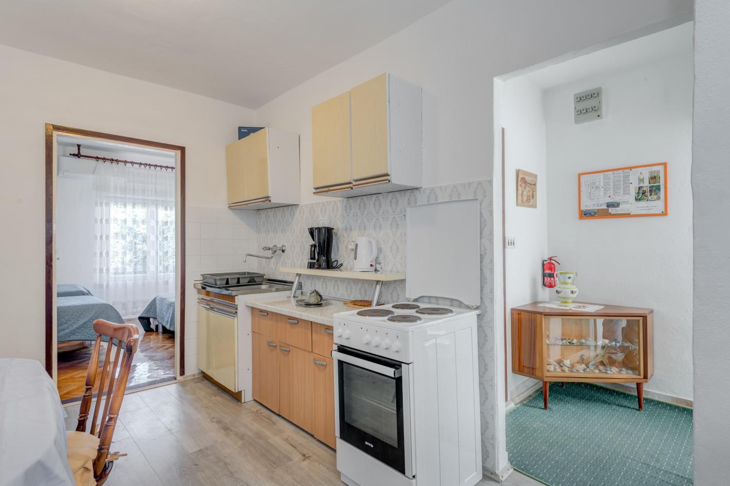 Seafront apartments Marija with terrace and mooring