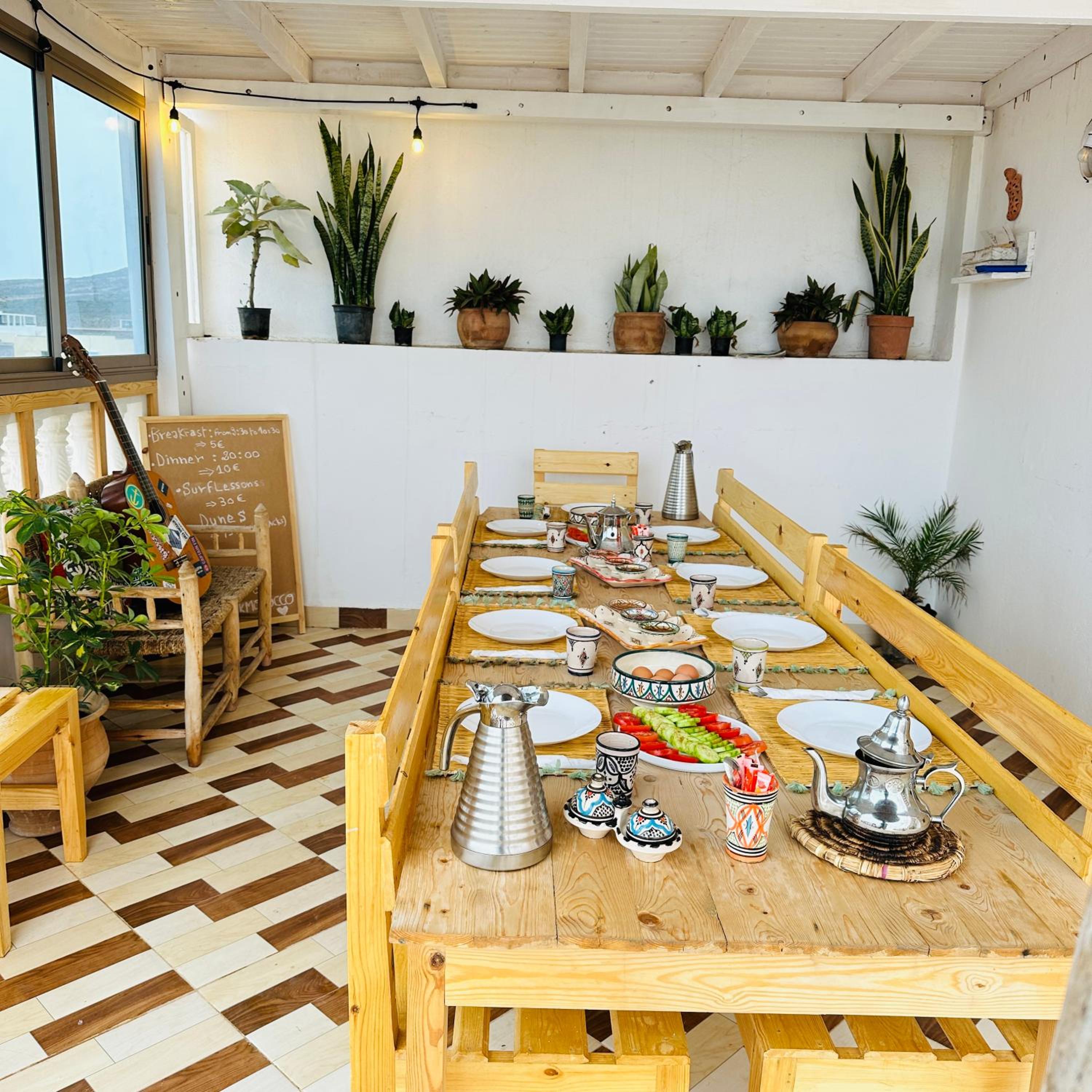 dining