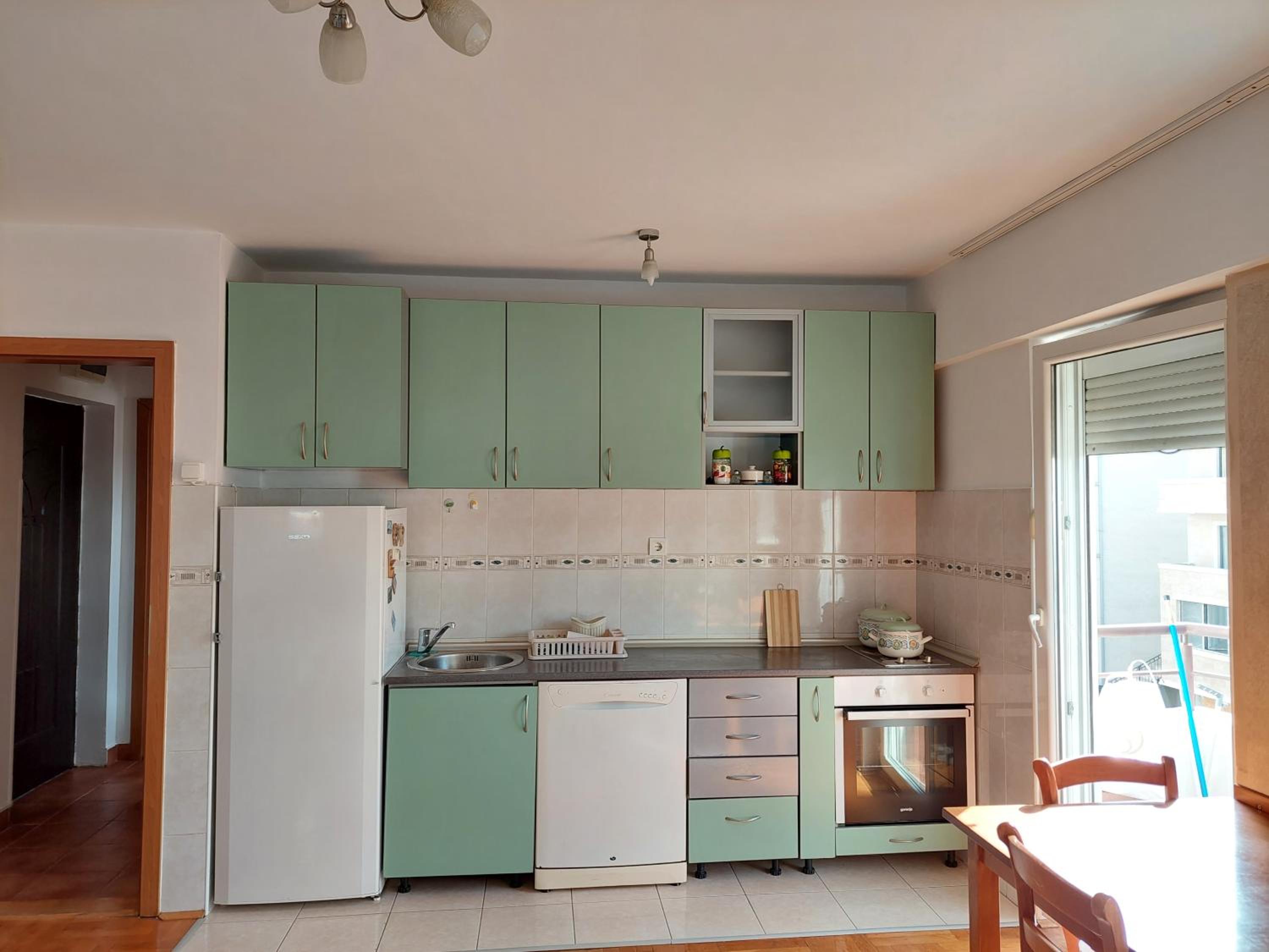Two-bedroom apartment with parking view 4